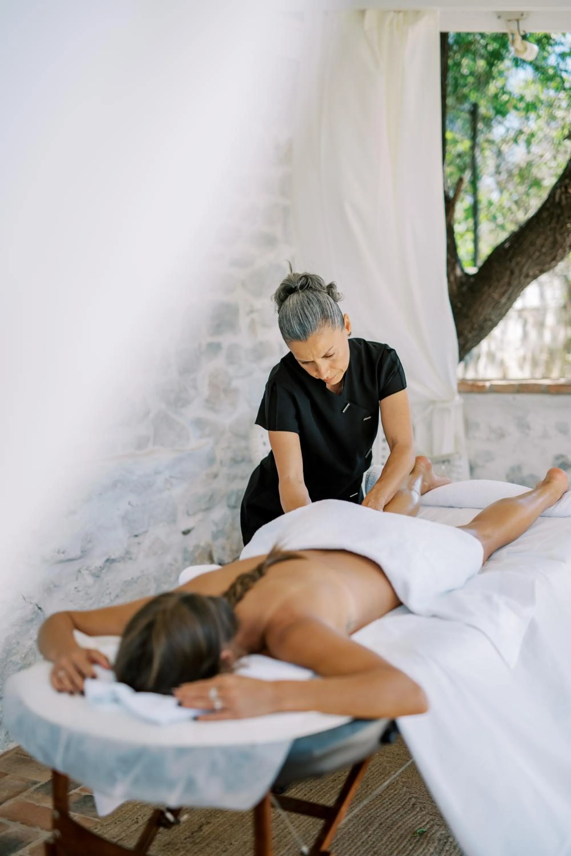 Massage in Conversas de Alpendre