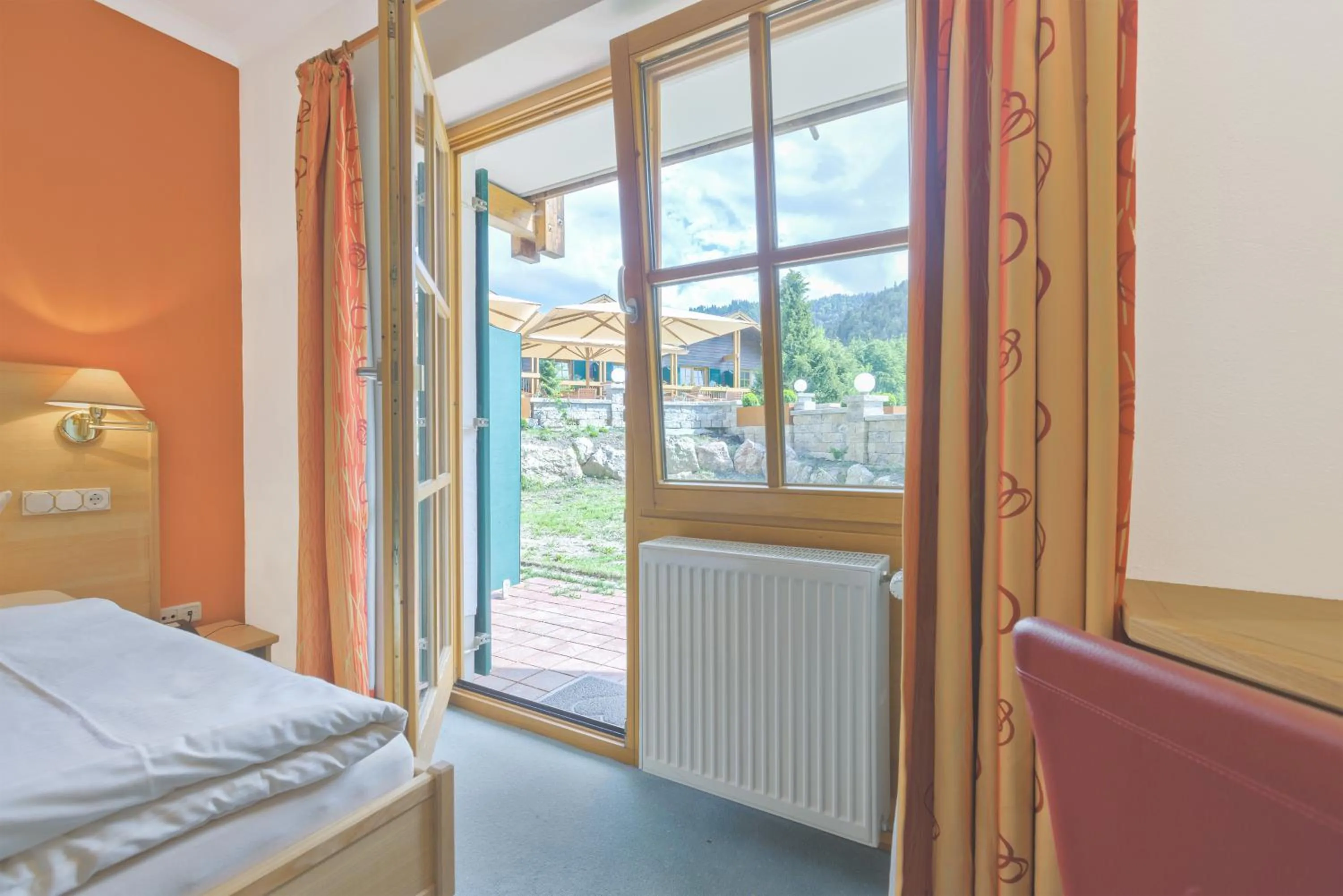 View (from property/room), Bed in Alphotel Ettal