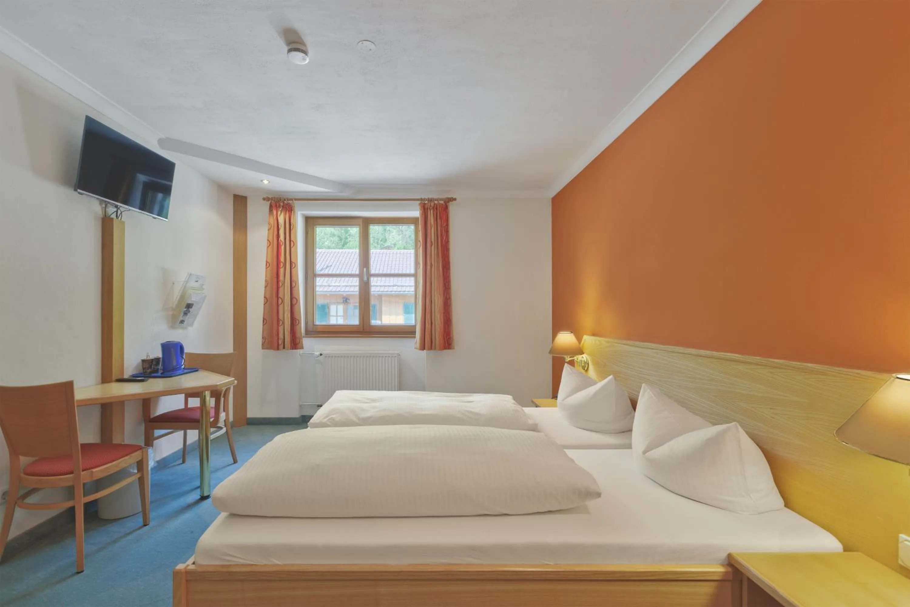 Bed in Alphotel Ettal