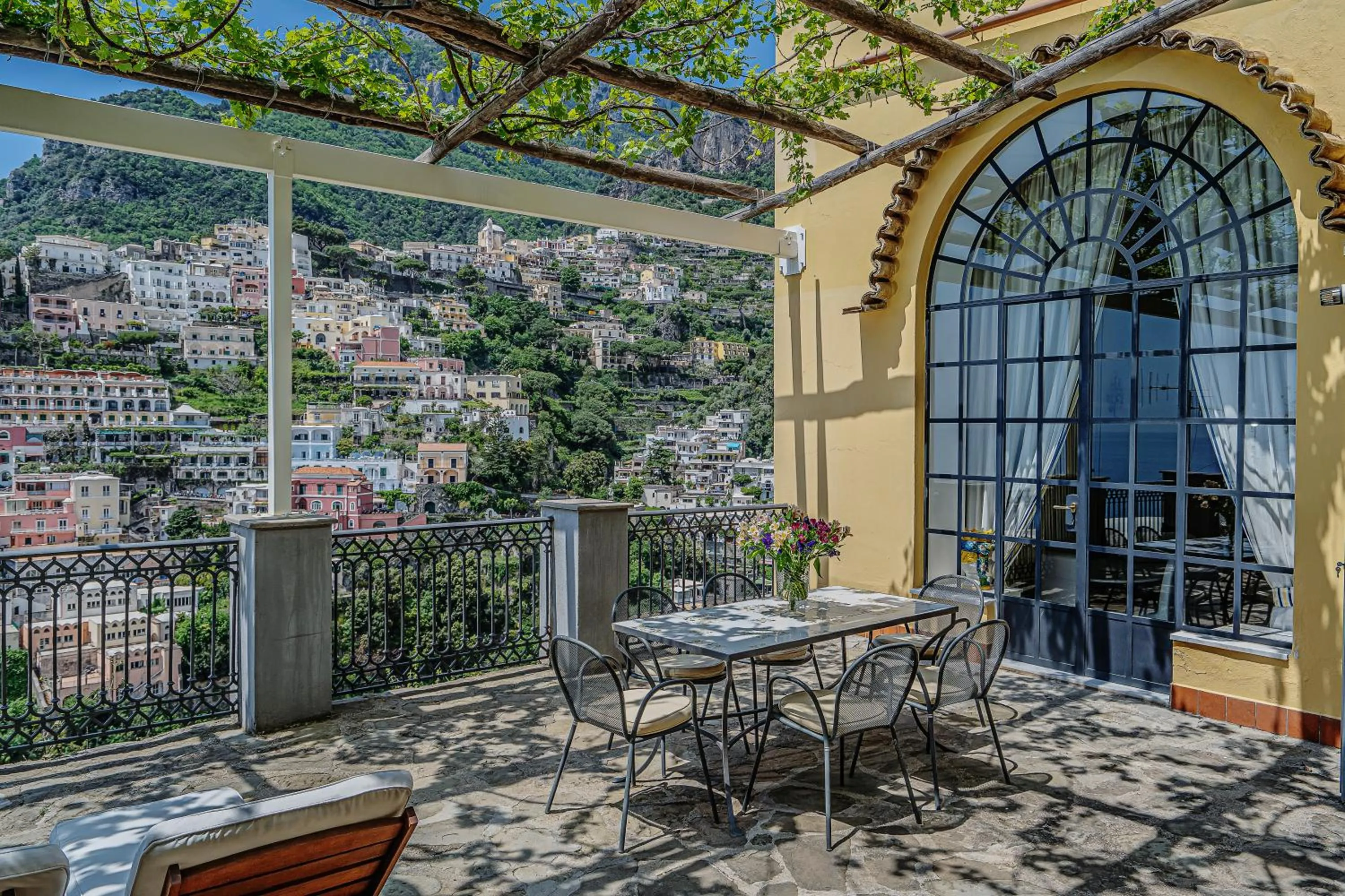 Patio in Palazzo Margherita