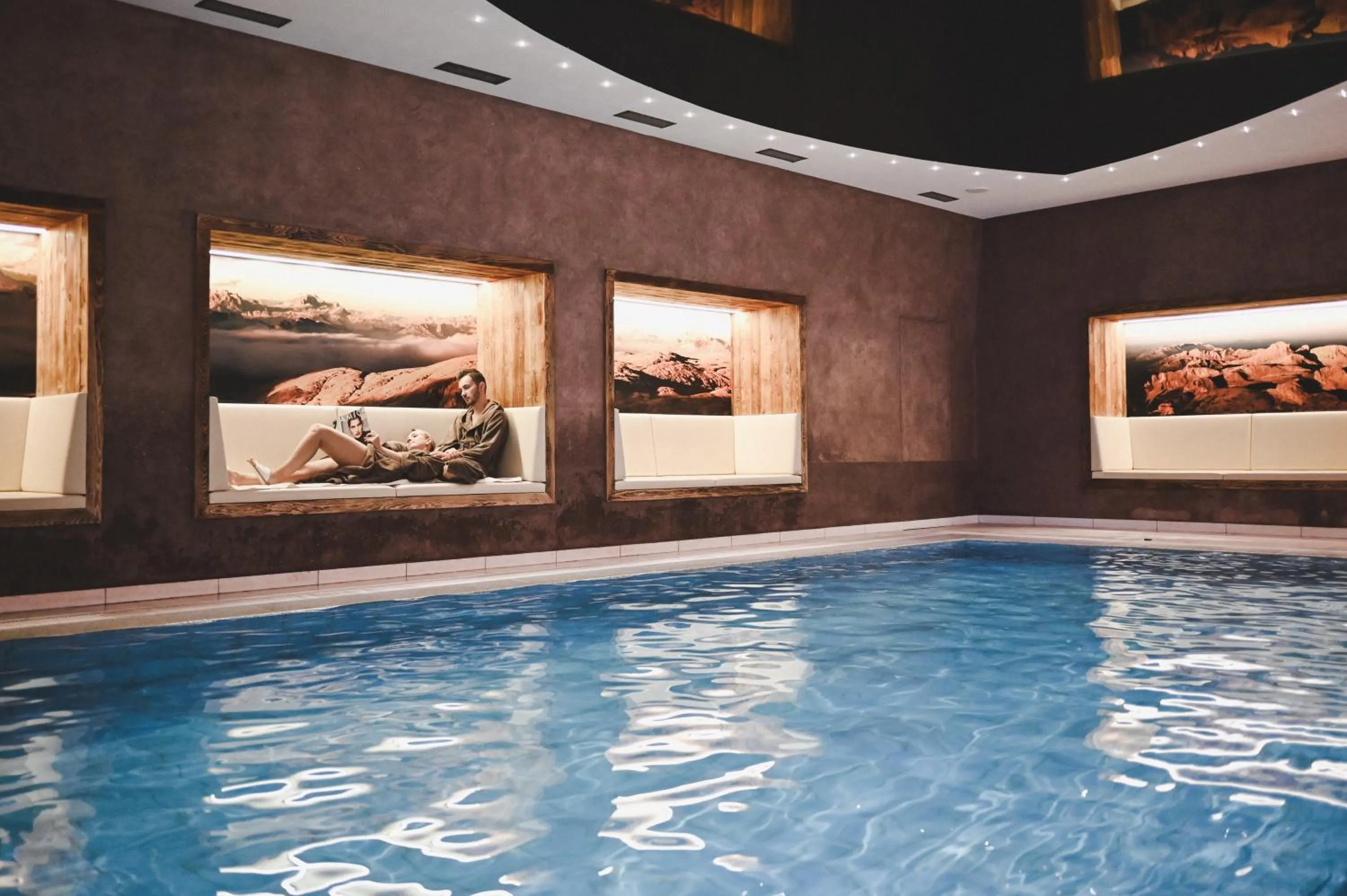 Swimming pool in Wiesenhof Gardenresort