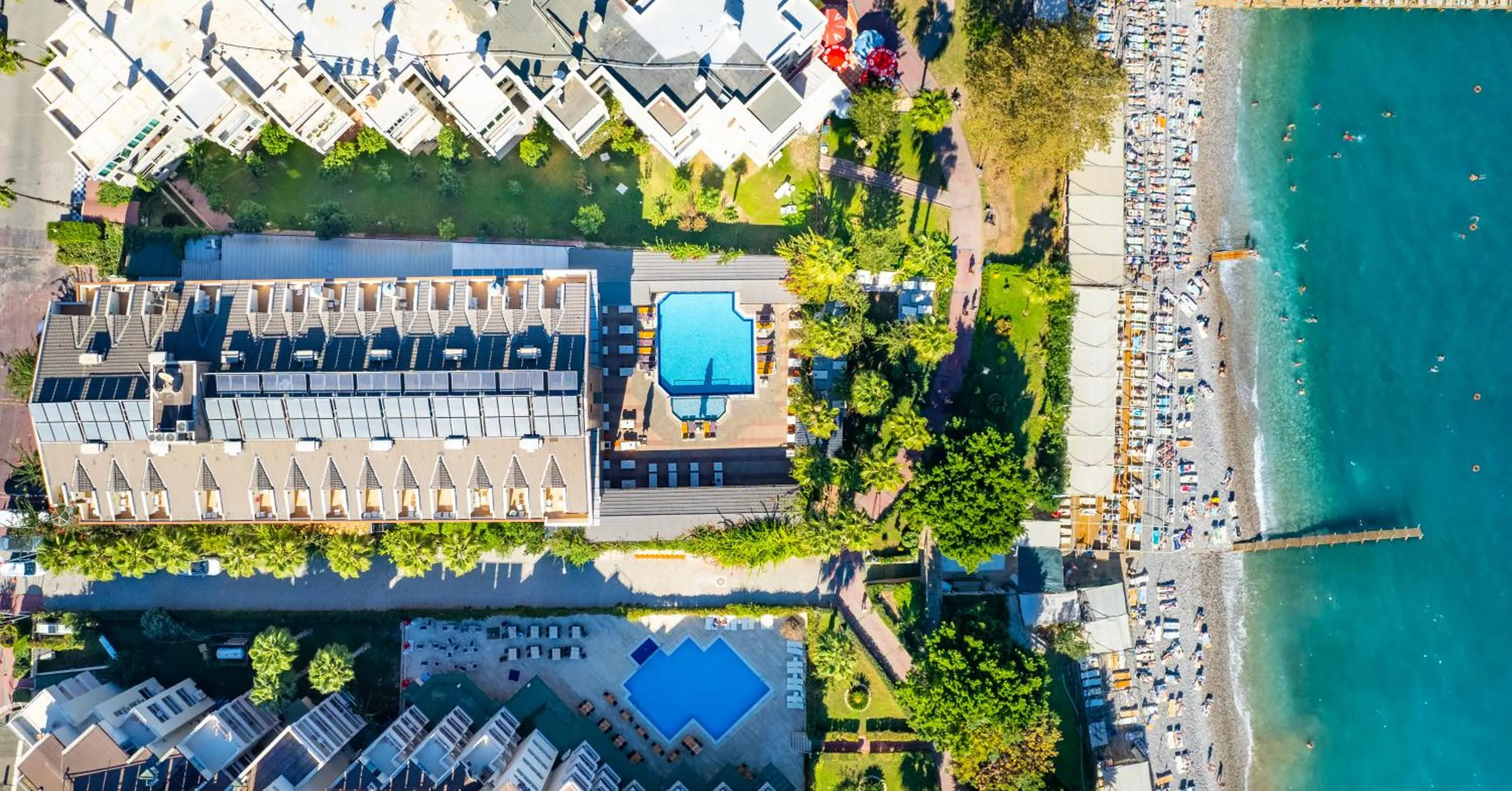 Property building in Fame Beach Hotel