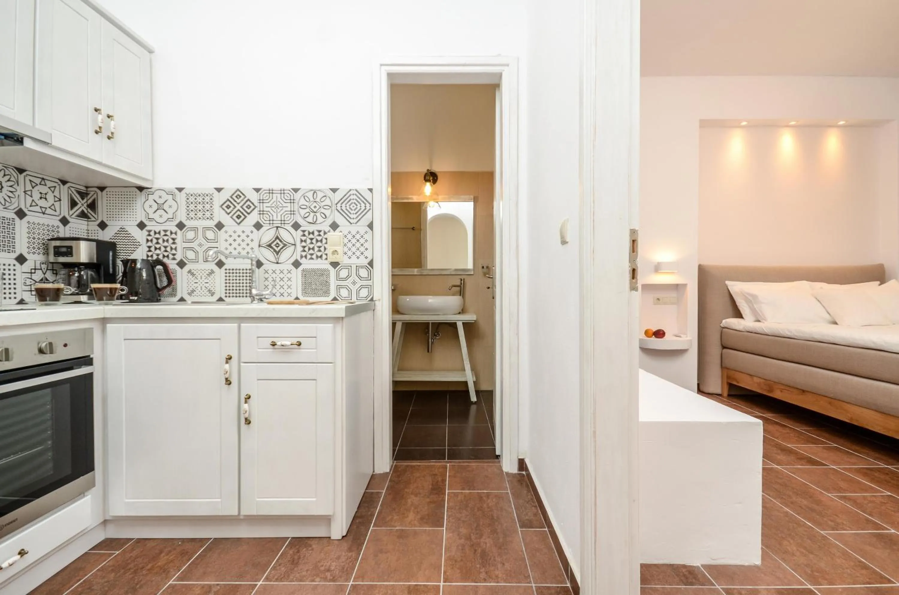 Coffee/tea facilities, Bed in Asterias Studios