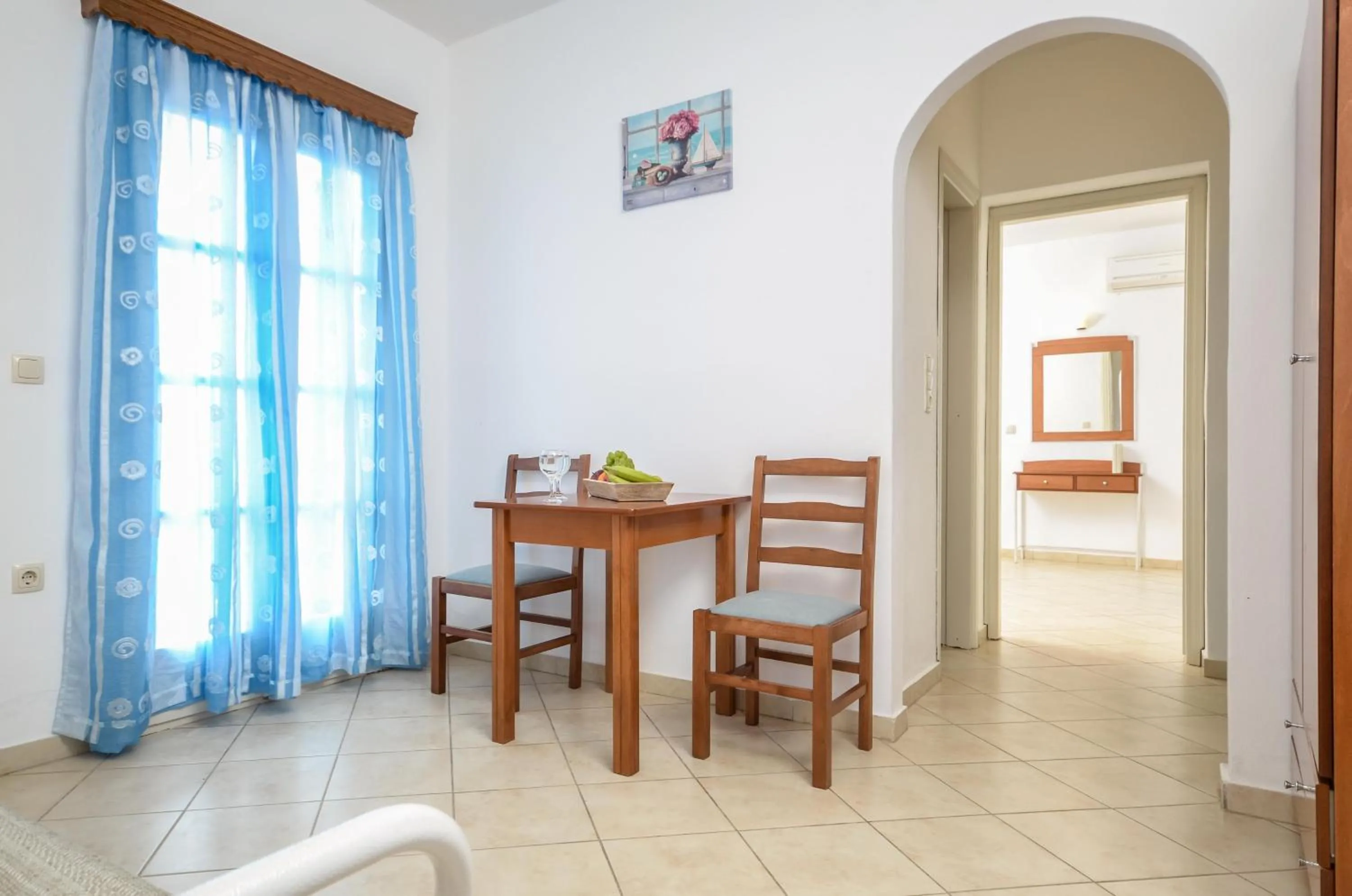 Dining area in Asterias Studios