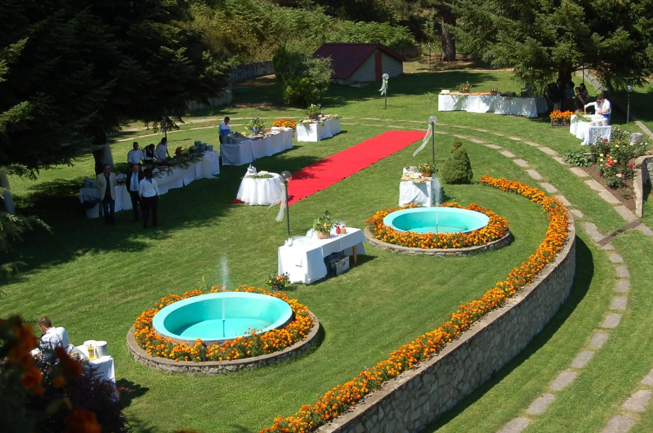 Garden in hotel lo sciatore