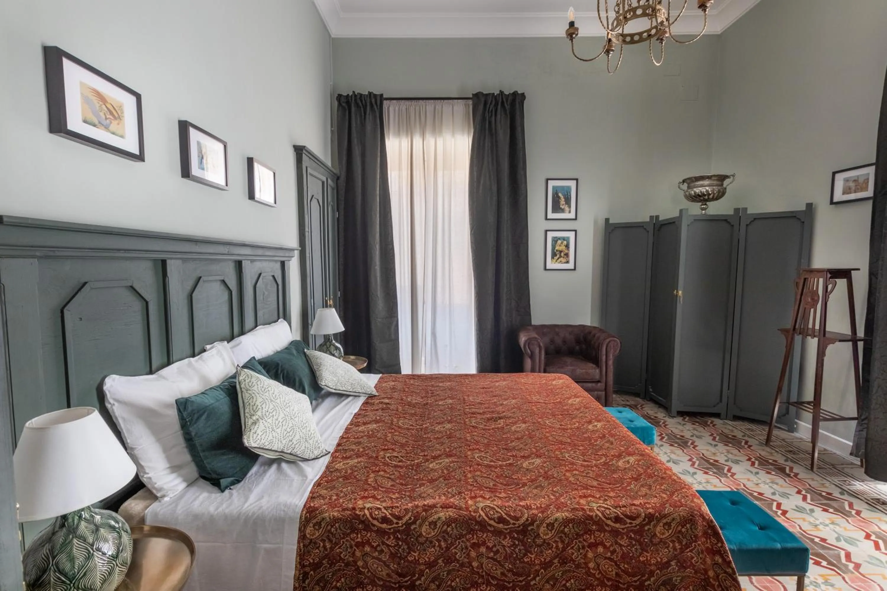 Photo of the whole room, Bed in Donna Maddalena