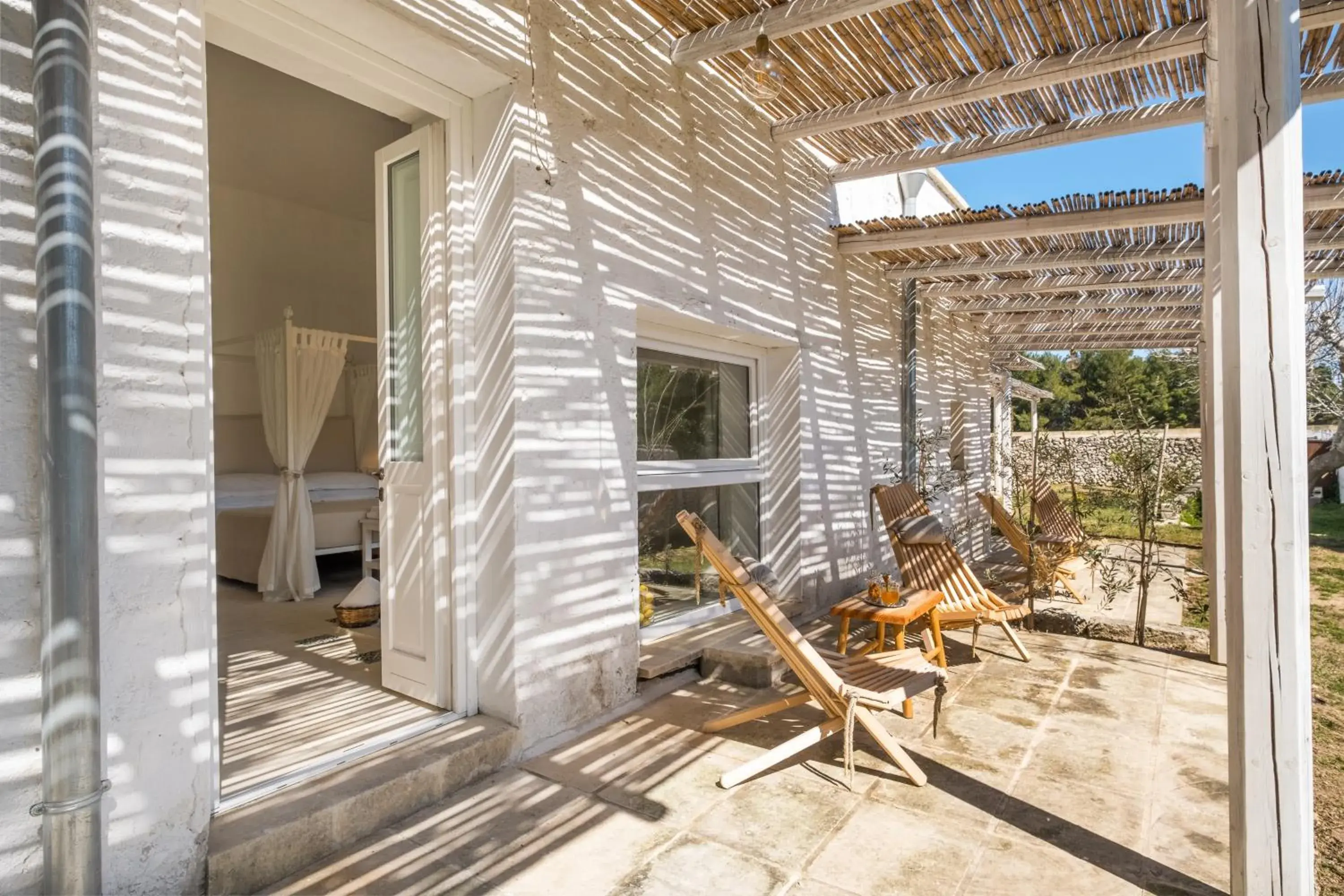 Deluxe Double Room with Bath in Masseria Rauccio Deluxe Double Room with Bath in Masseria Rauccio