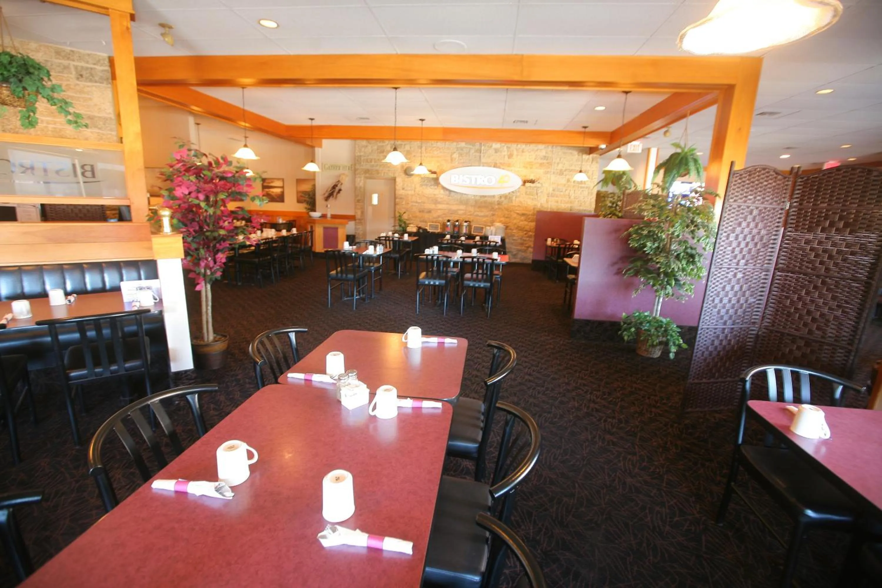 Restaurant/places to eat in Travelodge by Wyndham Brandon