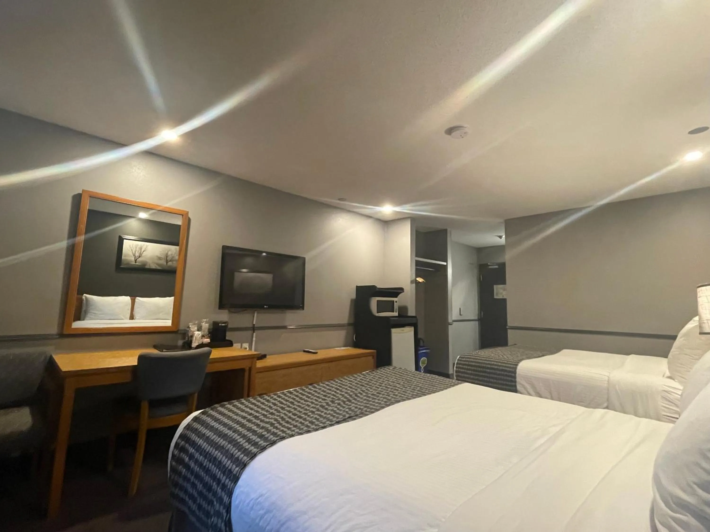 Bed in Travelodge by Wyndham Brandon