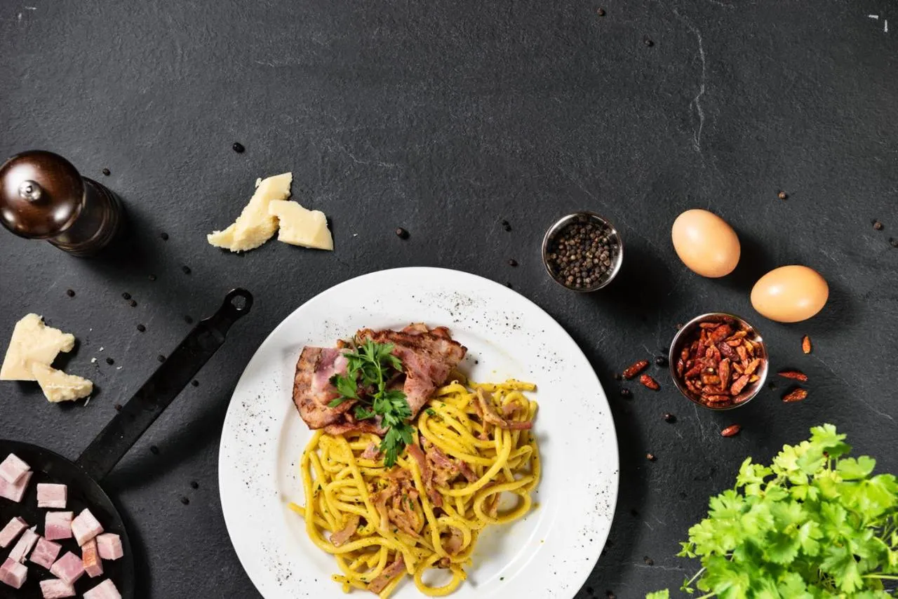 Restaurant/places to eat in Alloggi The Towers