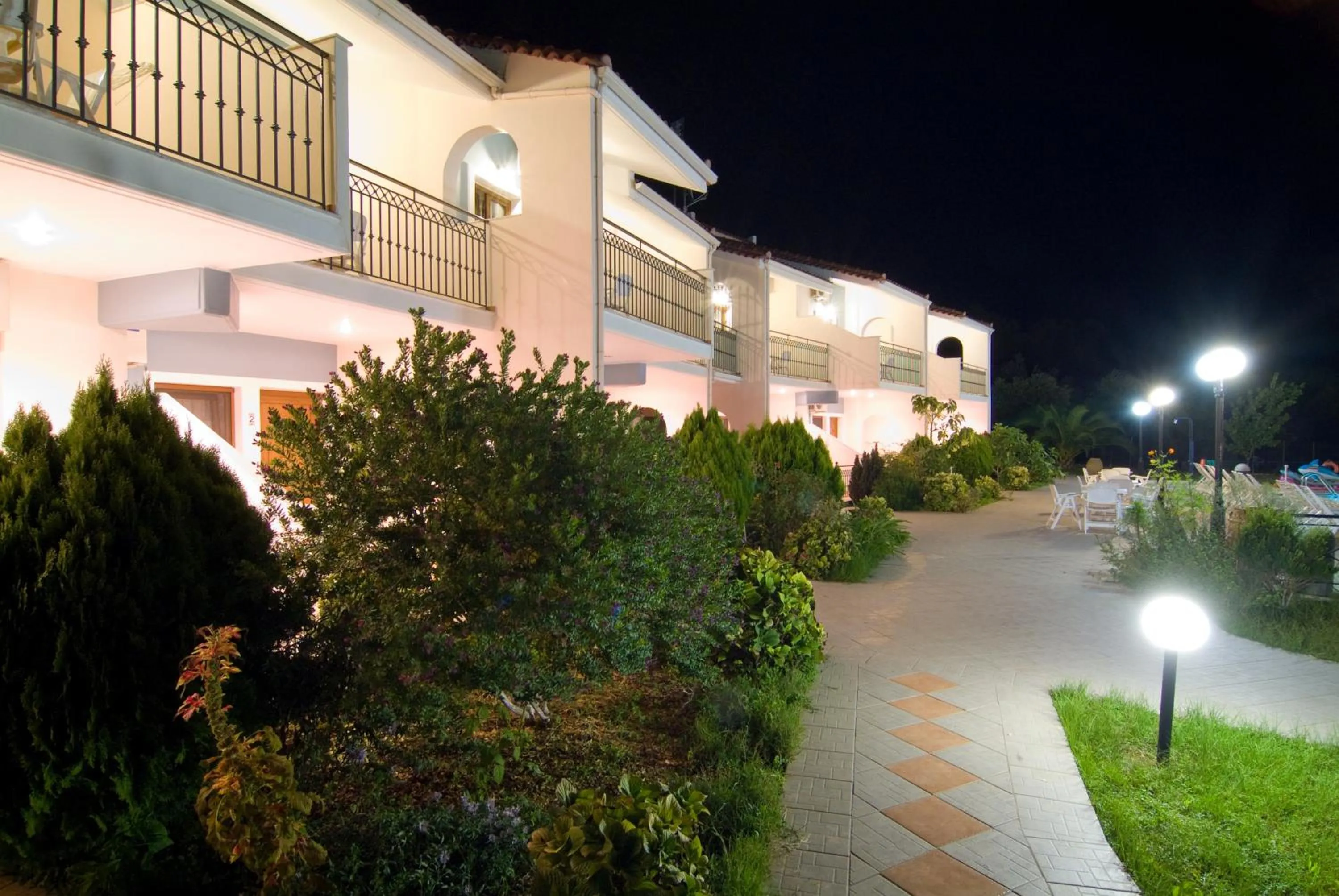 Night in Villa Diamond