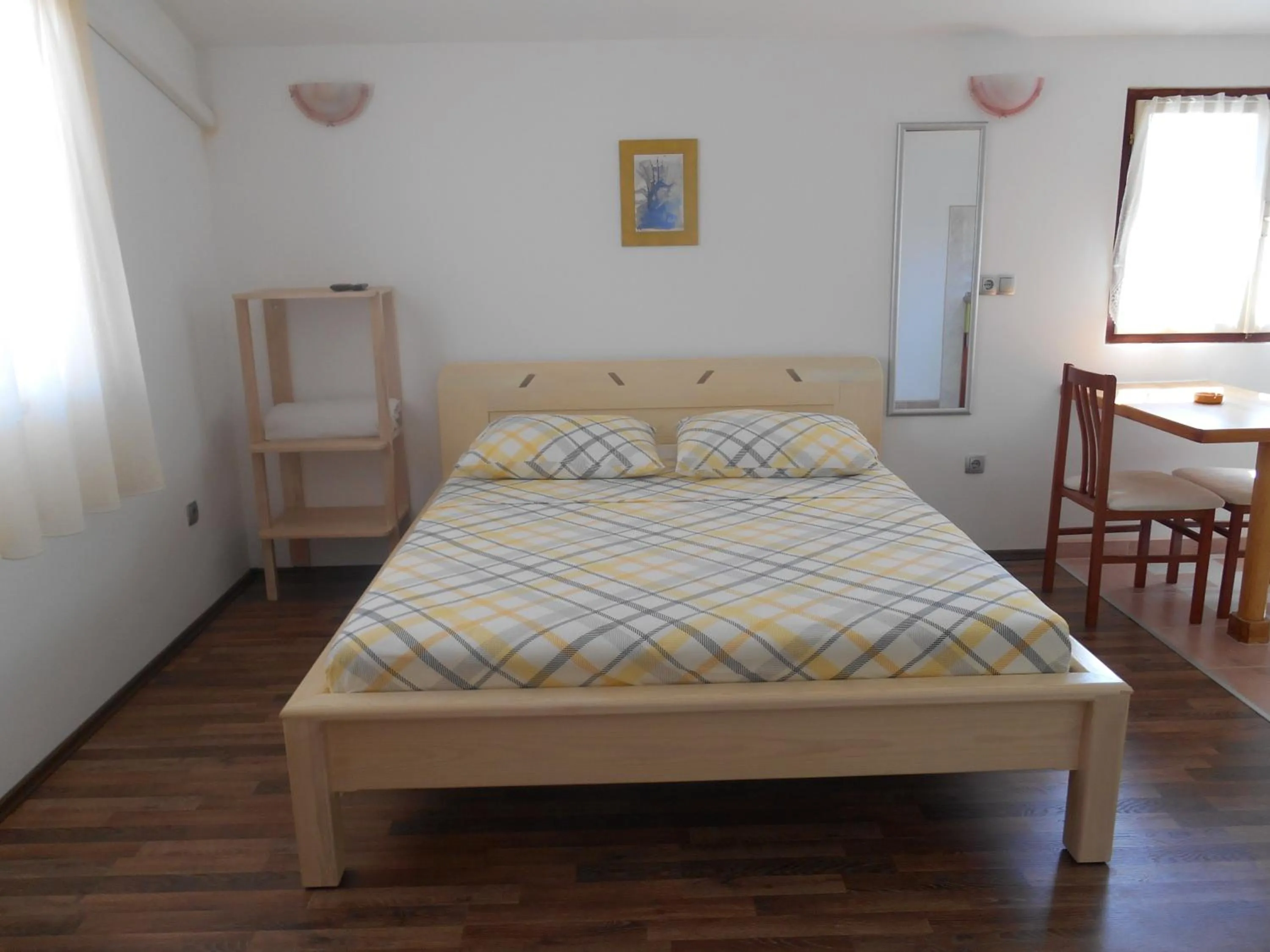 Bed in Apartments Brešan