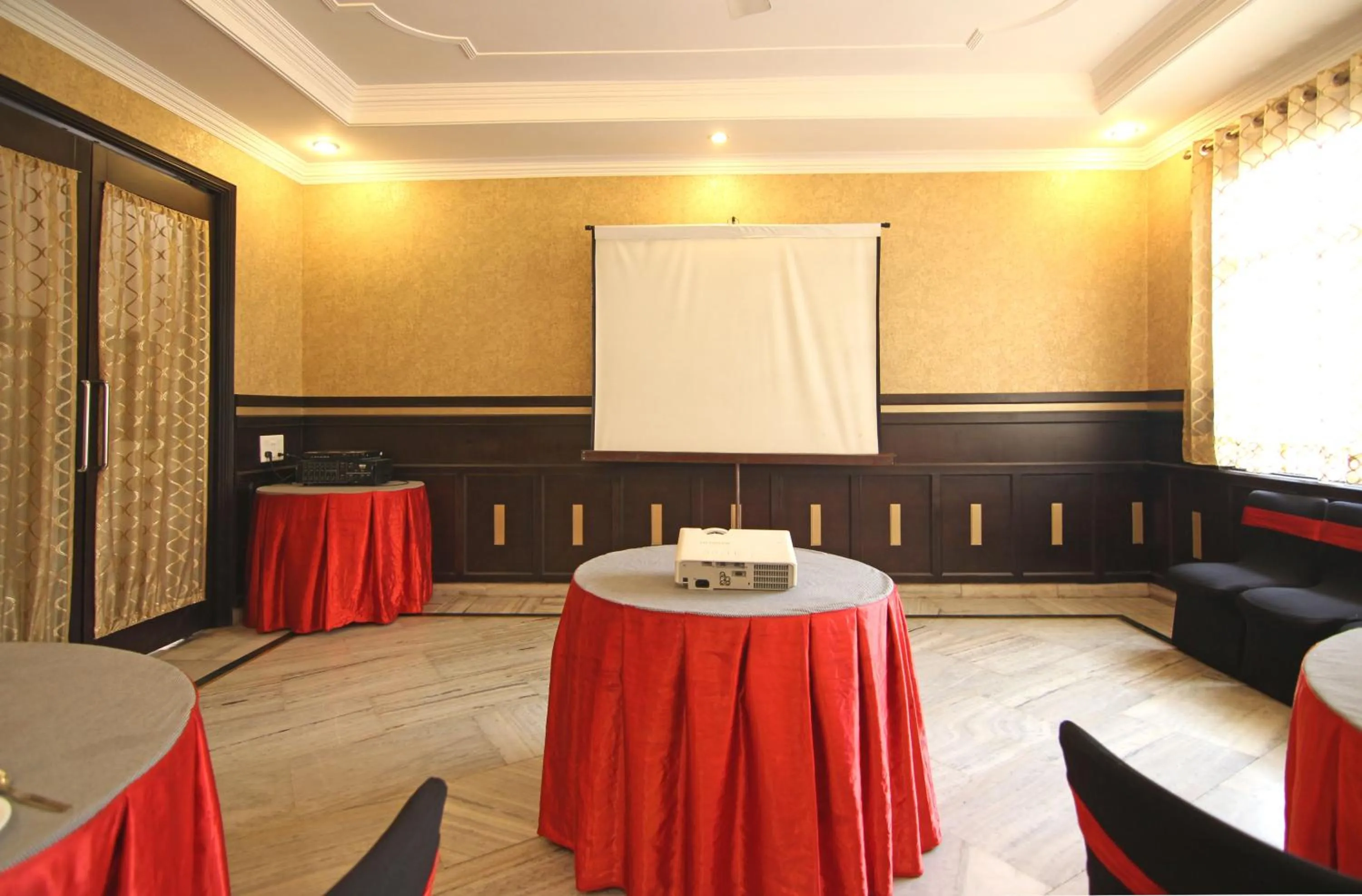 Meeting/conference room in Le Grand Hotel
