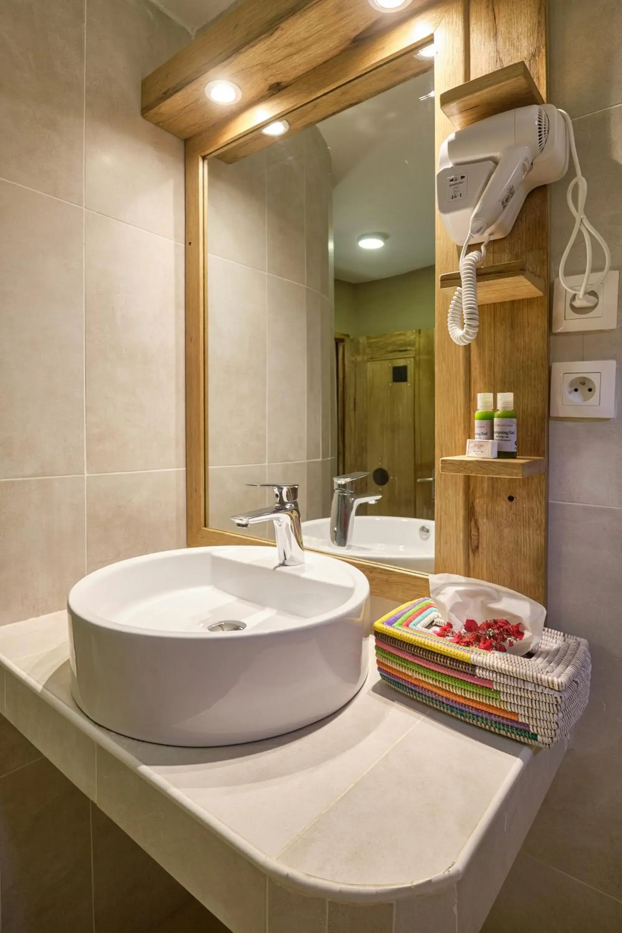 Standard Double Room in Hotel Royam Standard Double Room in Hotel Royam