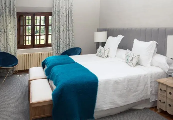 Bed in Hotel Rural Las Tejuelas