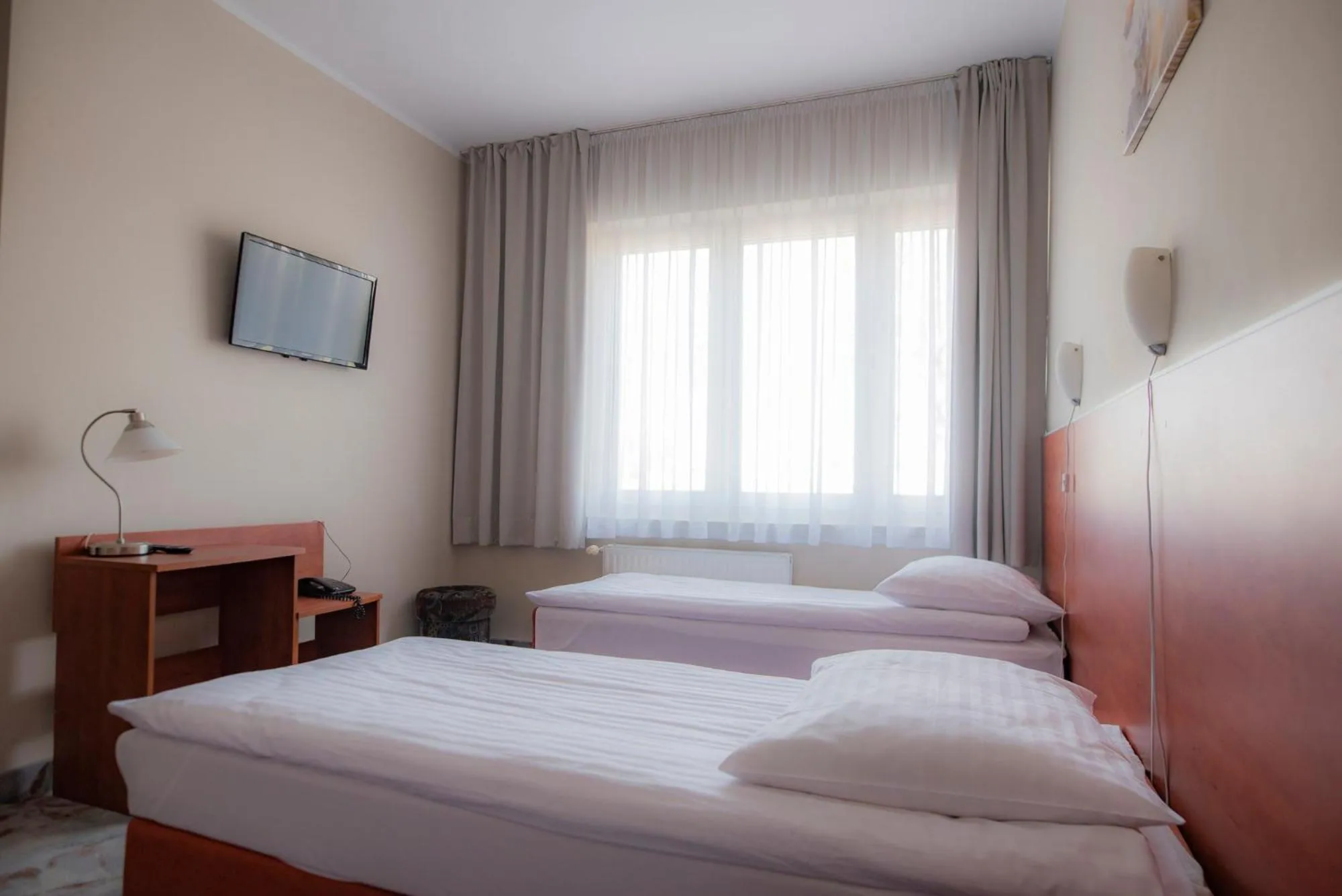 Photo of the whole room, Bed in Hotel Włókniarz