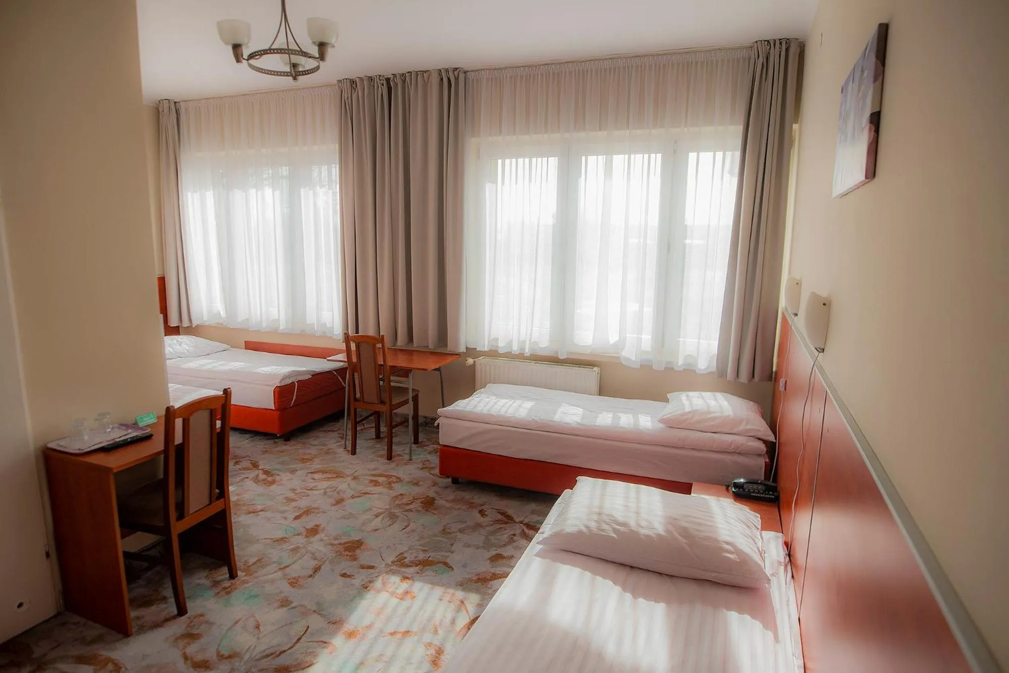 Photo of the whole room, Bed in Hotel Włókniarz