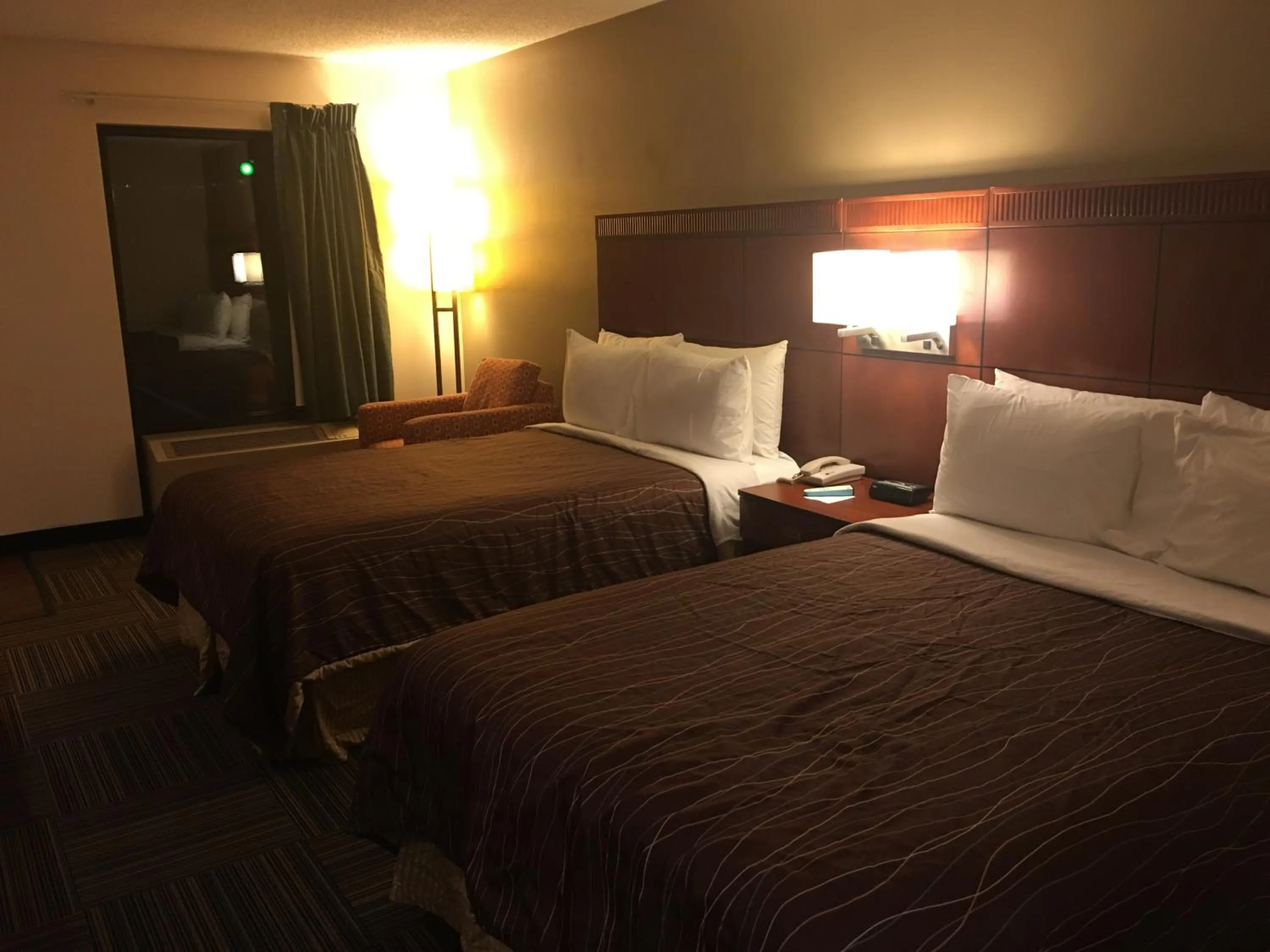 Bedroom, Bed in Nations Inn - West Jefferson