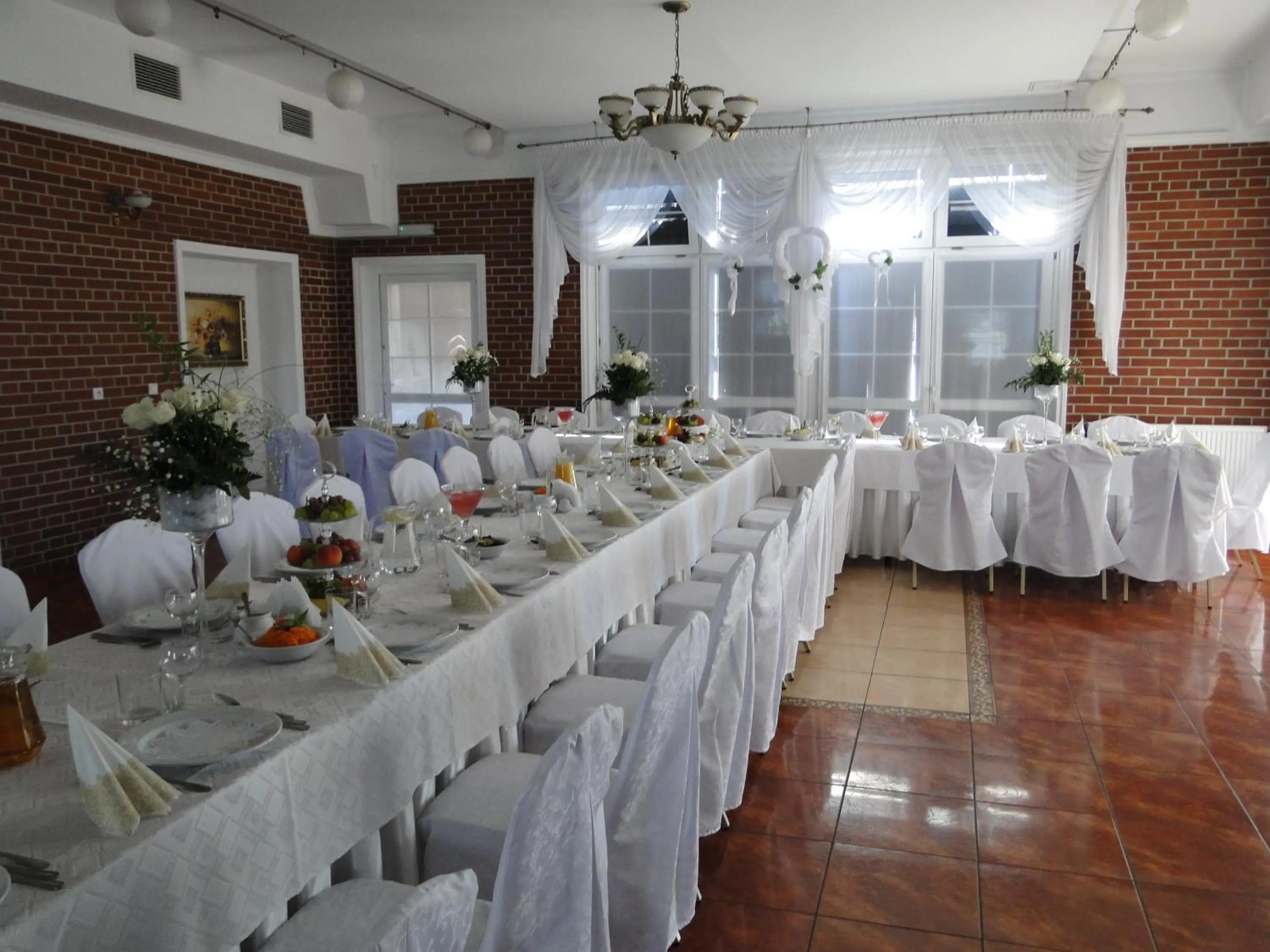 Restaurant/places to eat in Hotel Agat & SPA