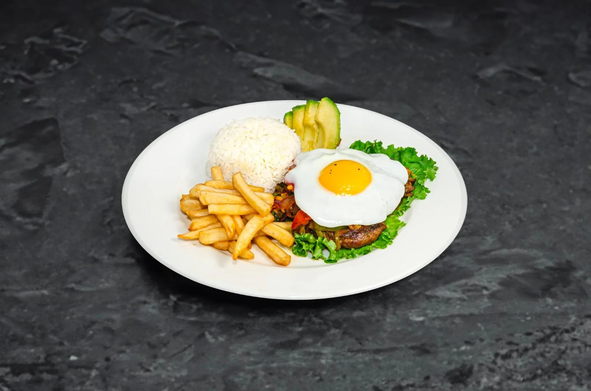 Restaurant/places to eat in Holiday Inn Guayaquil Airport by IHG