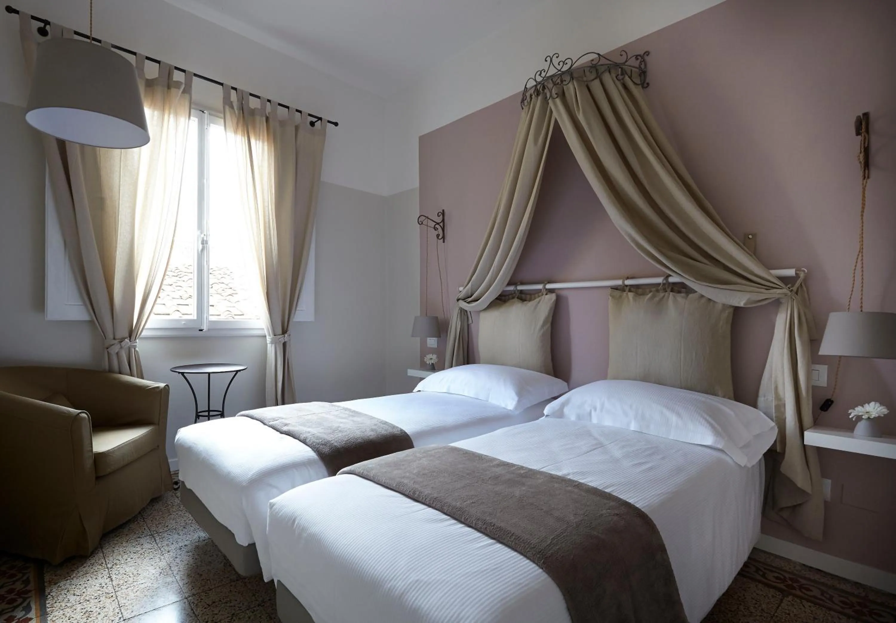 Bedroom, Bed in Yome - Your Home in Florence
