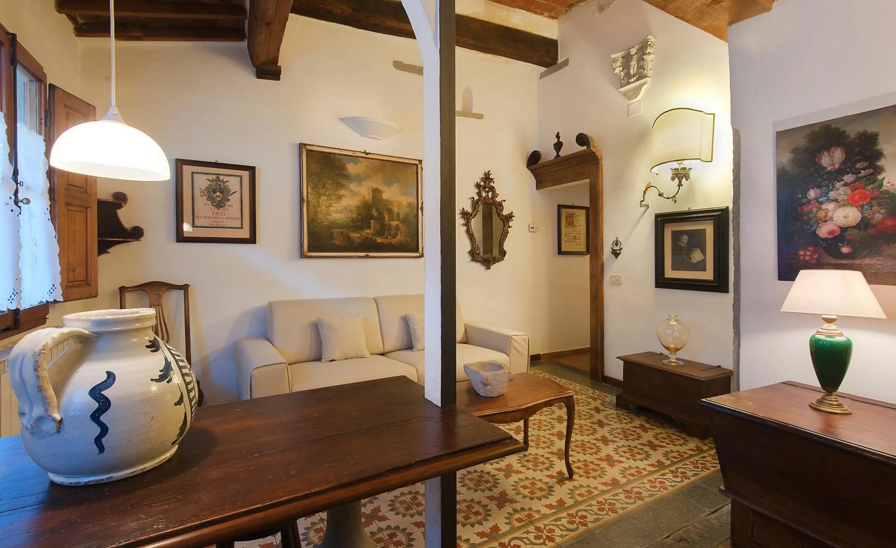 Living room in Yome - Your Home in Florence
