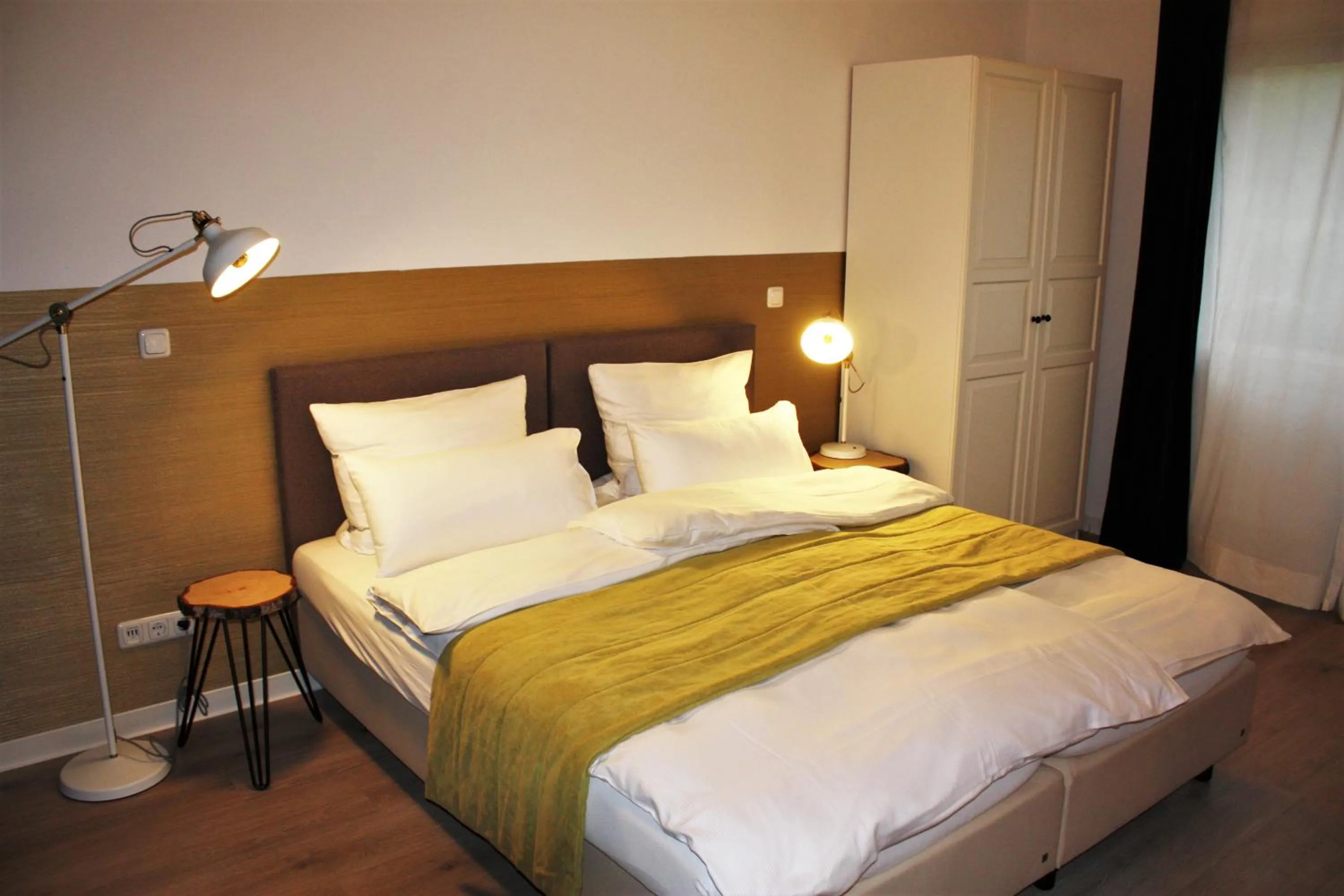 Photo of the whole room, Bed in Hotel zum See