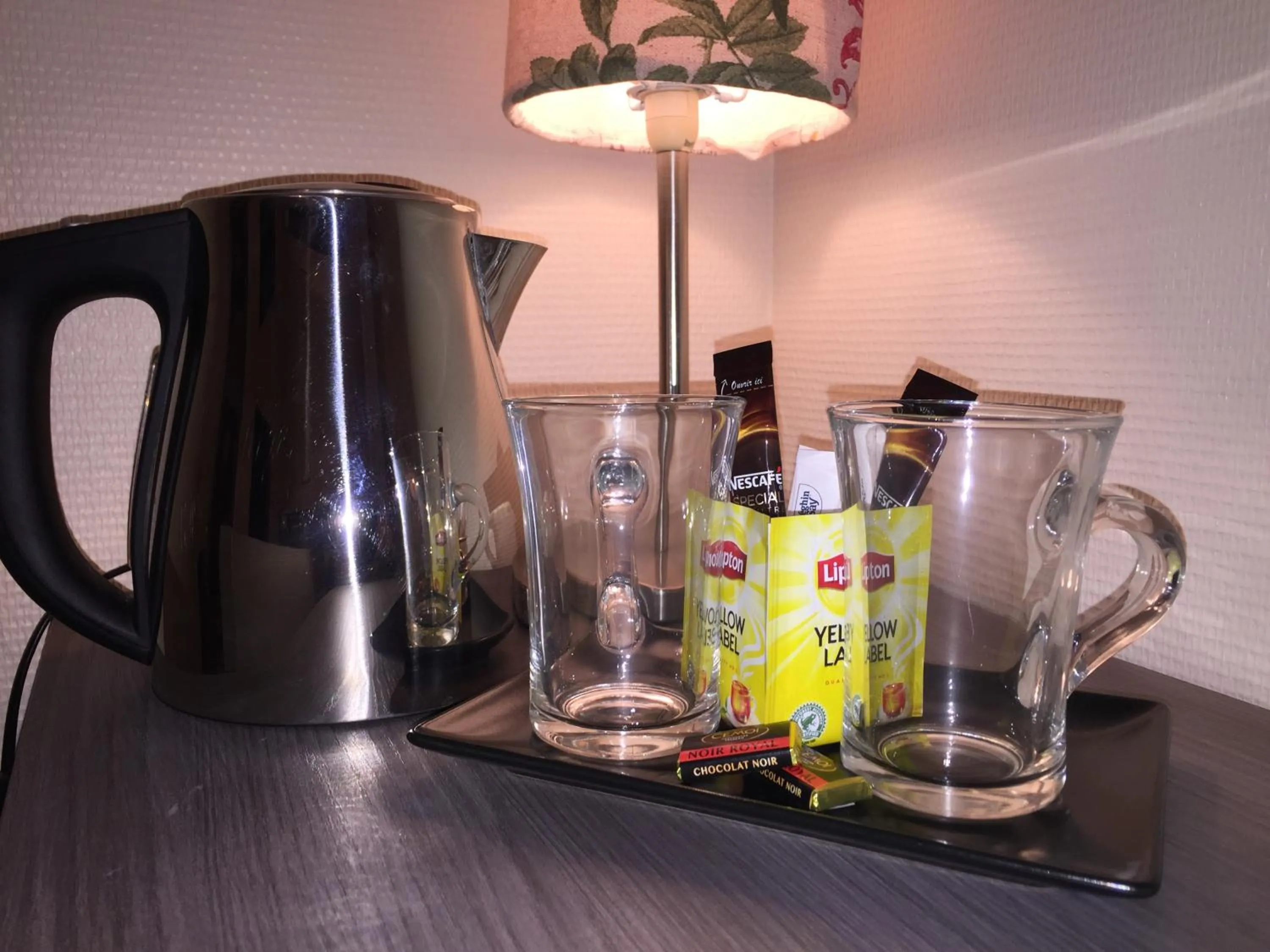 Drinks in Hôtel de L'Avenue