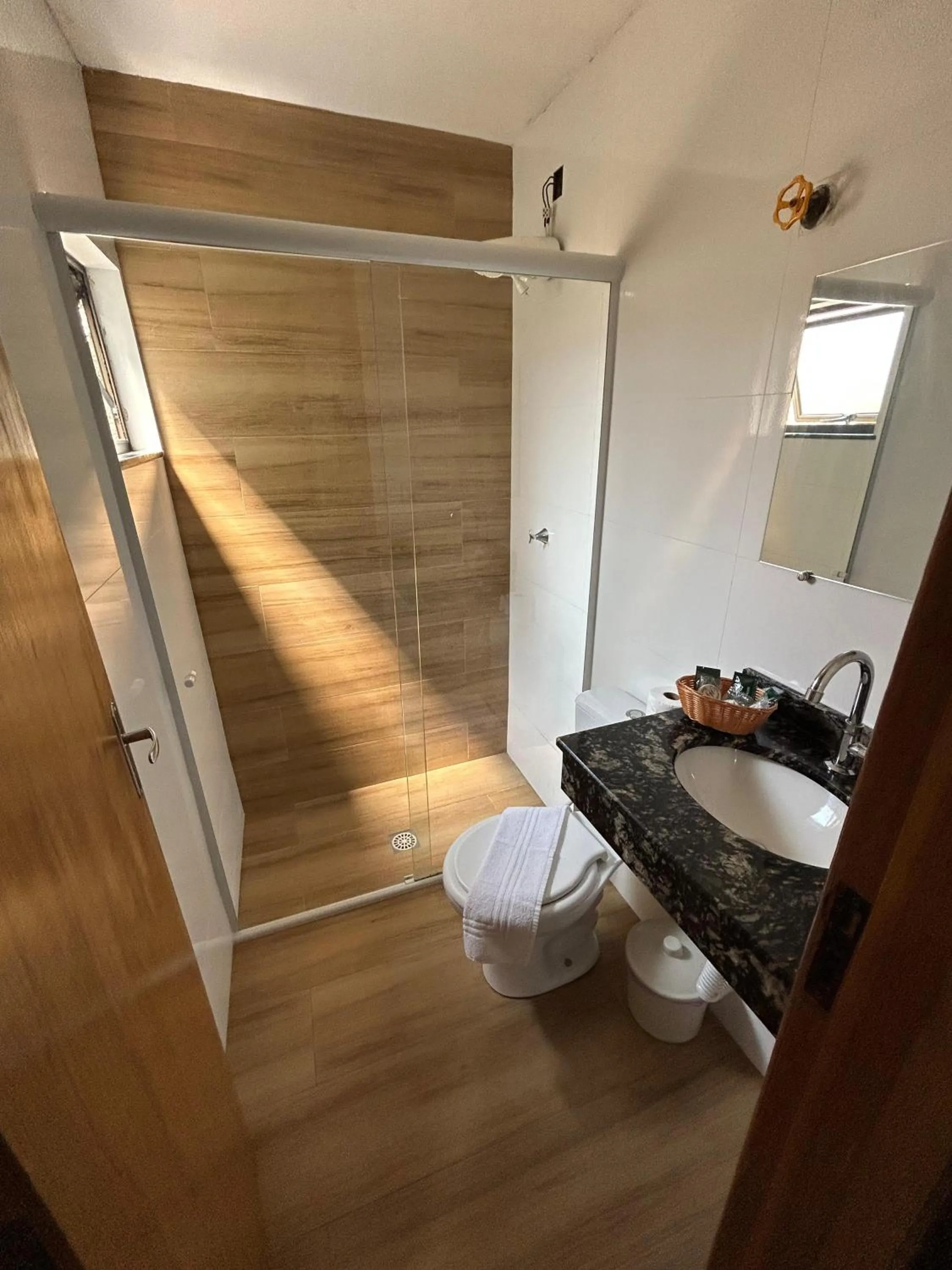 Bathroom in Hotel Holiday Foz