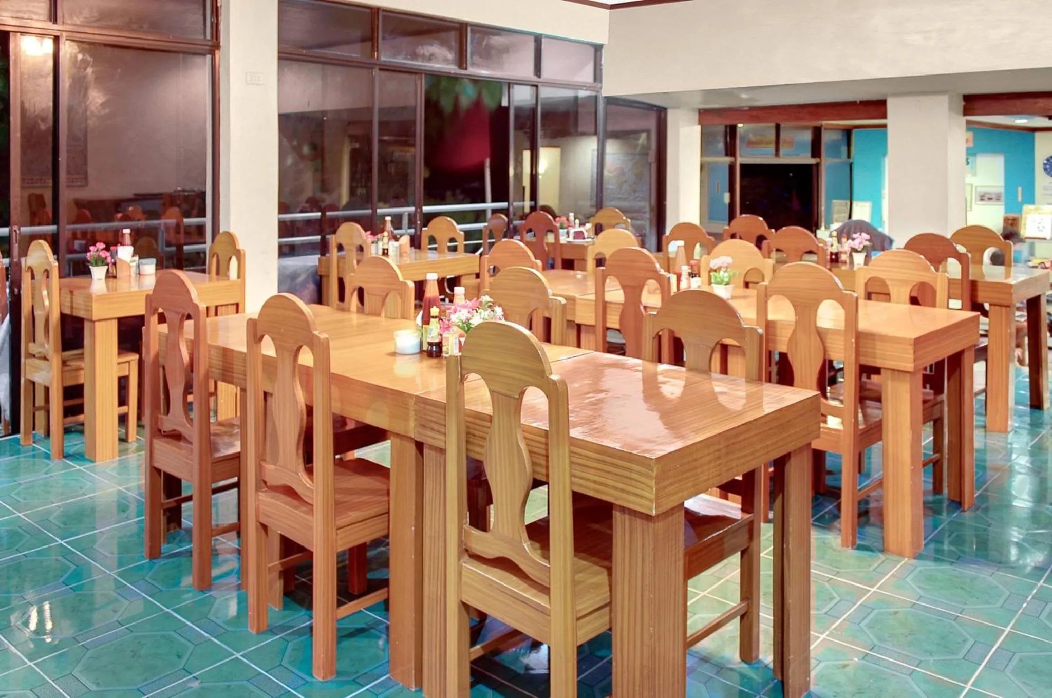 Restaurant/places to eat in Blue Corals Beach Resort