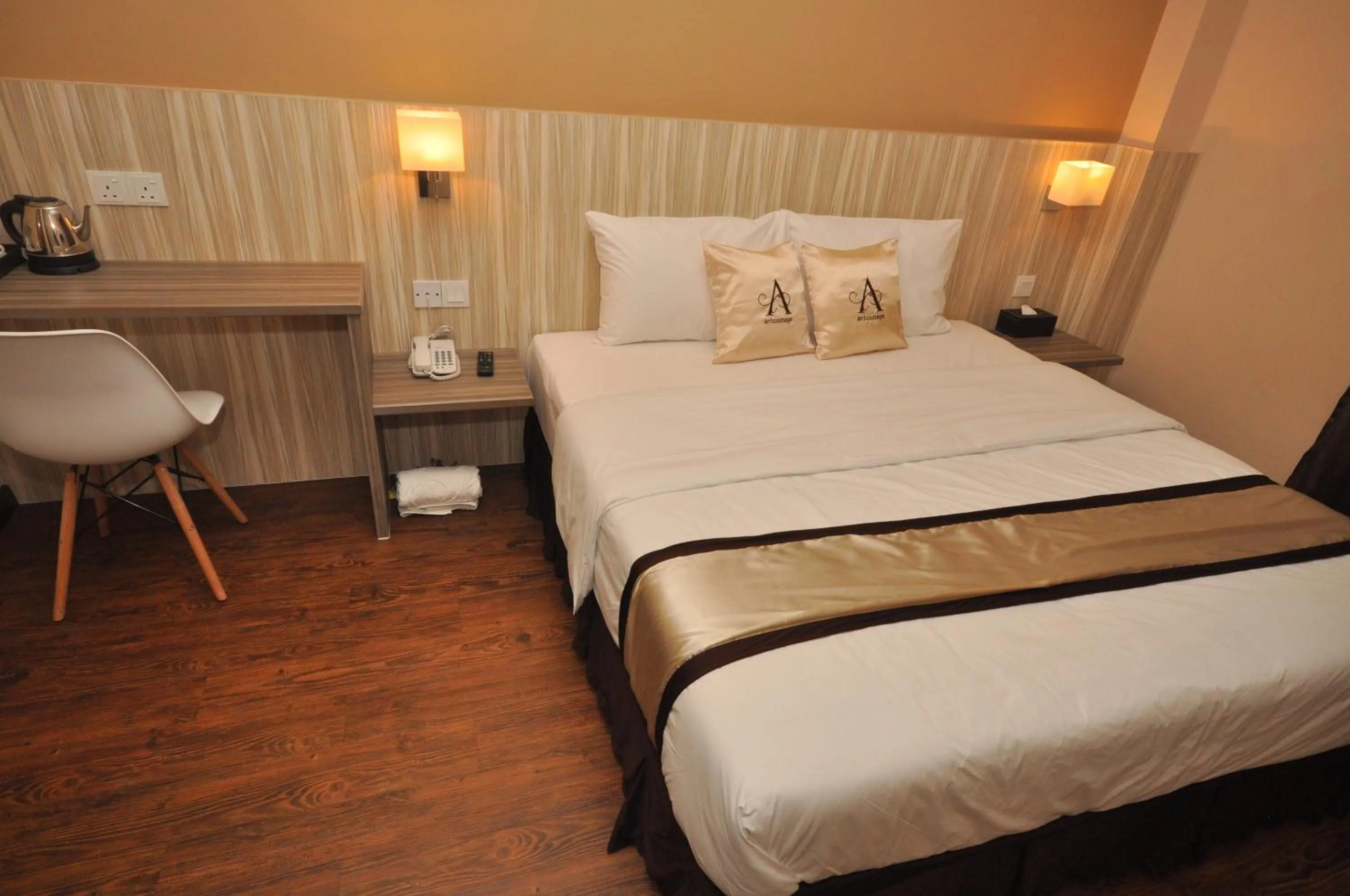 Bed in Art Cottage Hotel