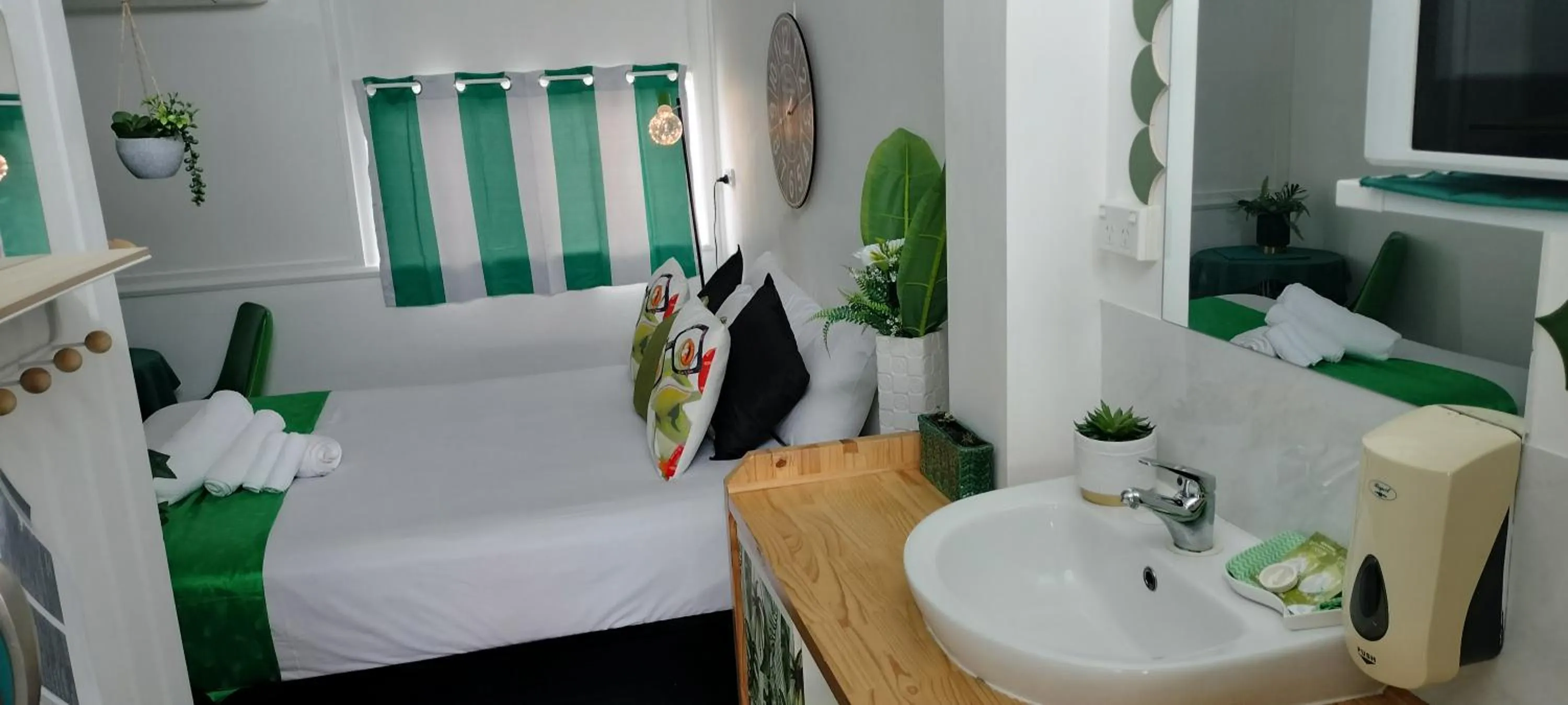 Bed in Nationwide Motel