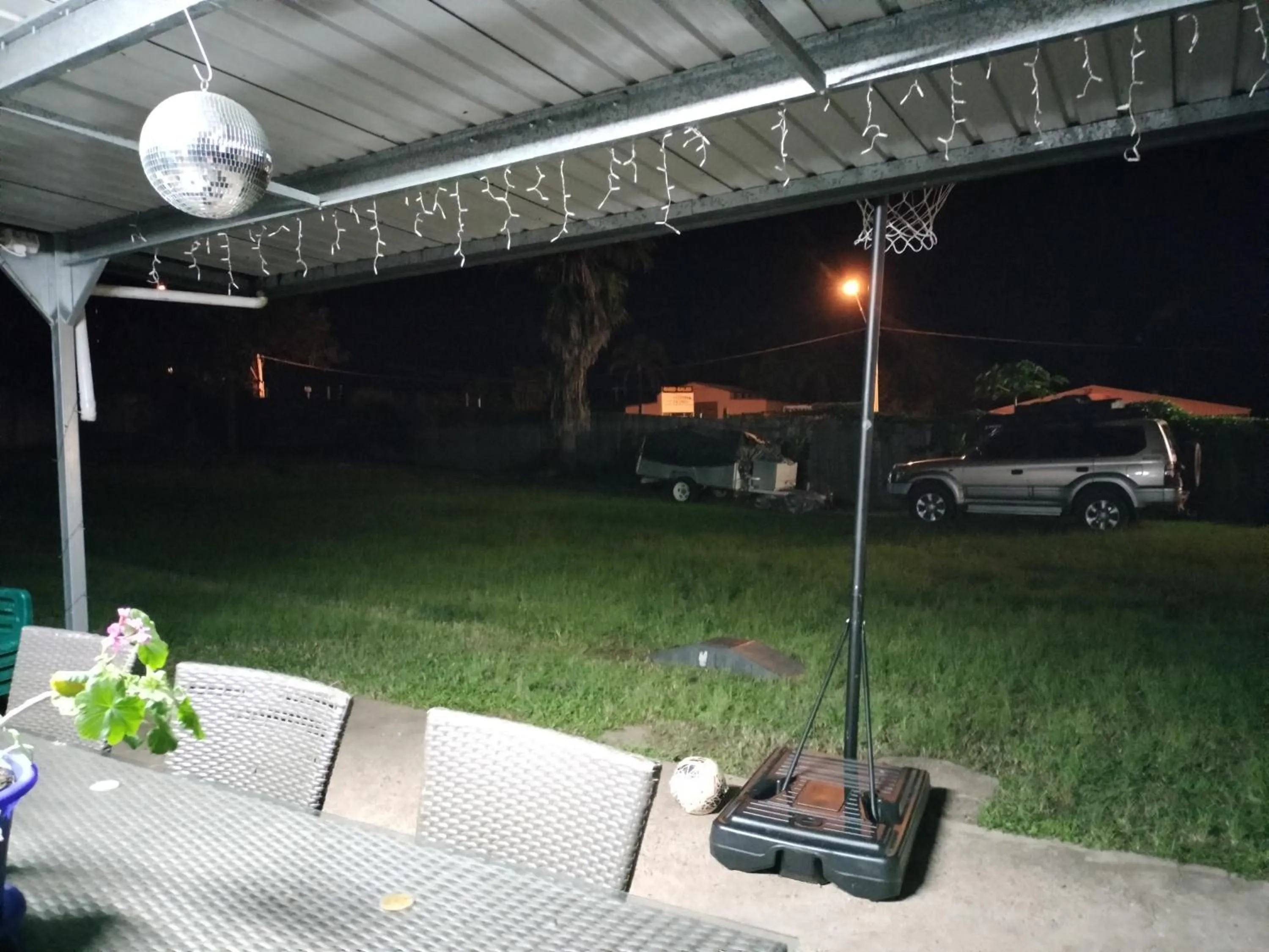 Parking in Nationwide Motel