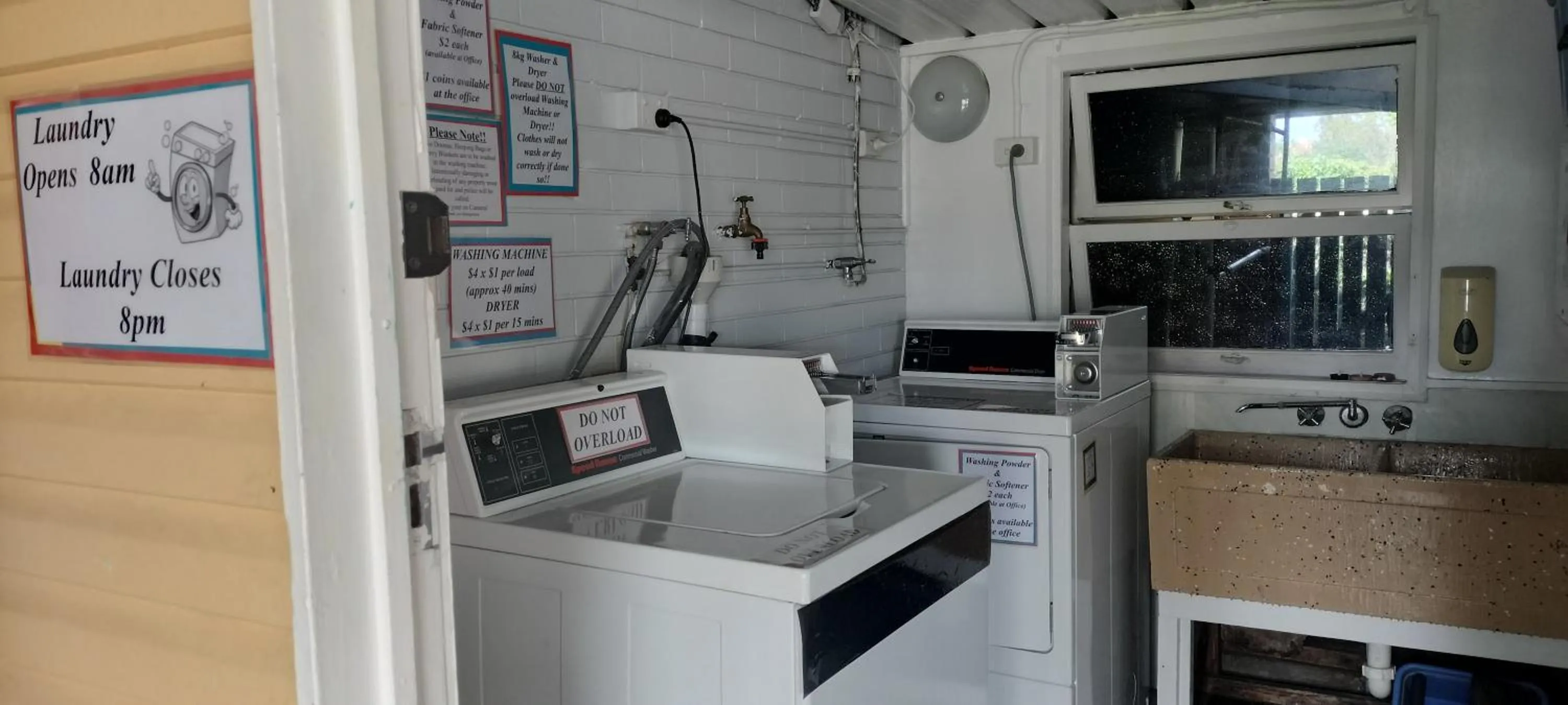 laundry in Nationwide Motel