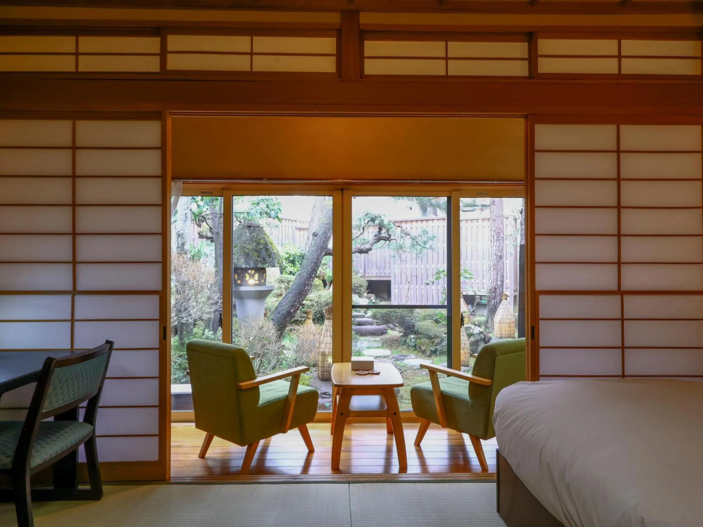 Photo of the whole room, Bed in Kamei no Yu