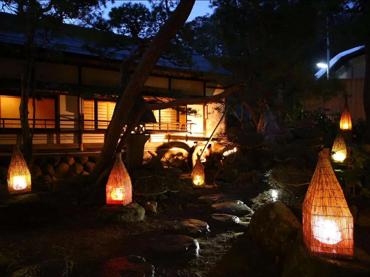 Garden in Kamei no Yu