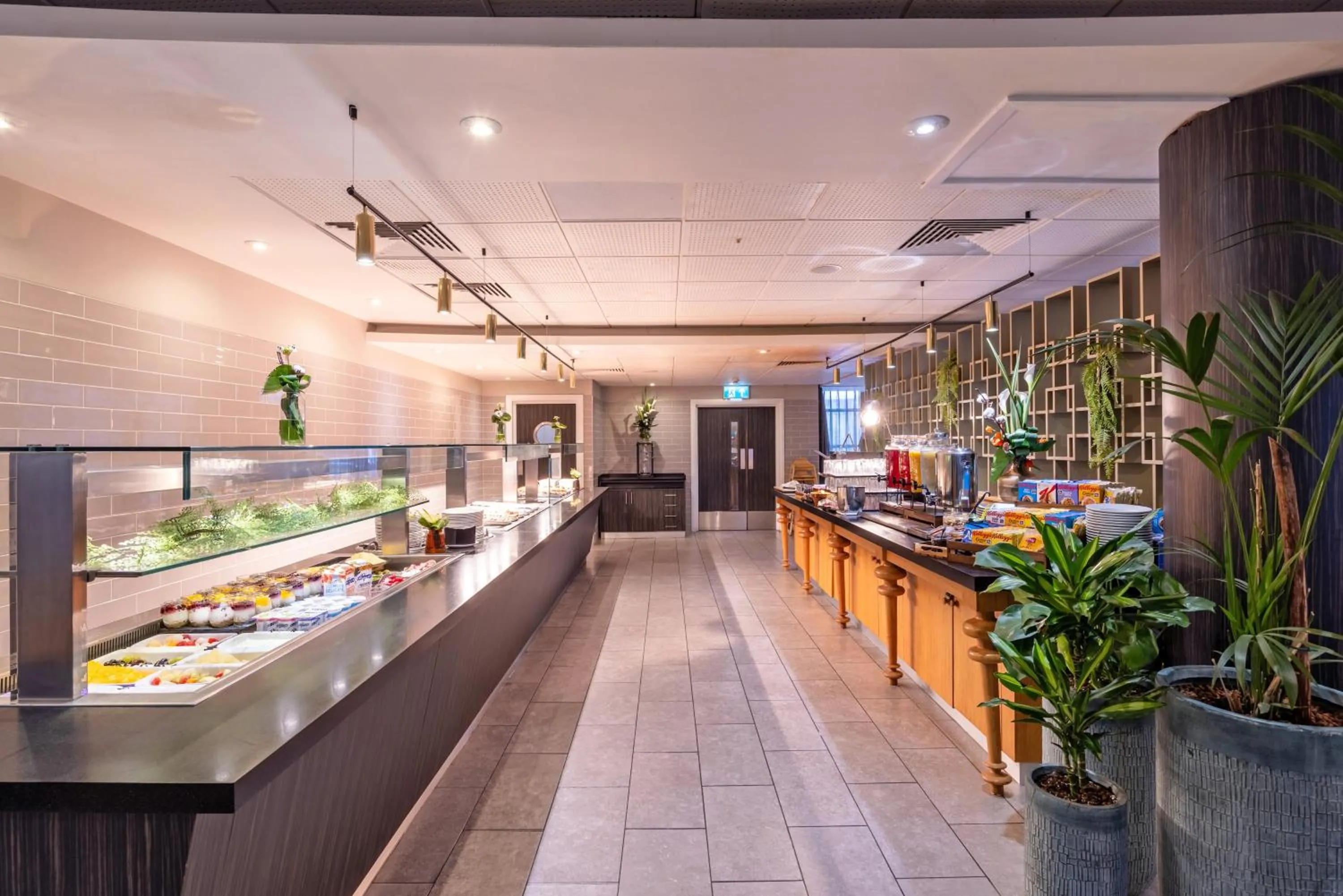 Breakfast in Crowne Plaza Liverpool City Centre by IHG