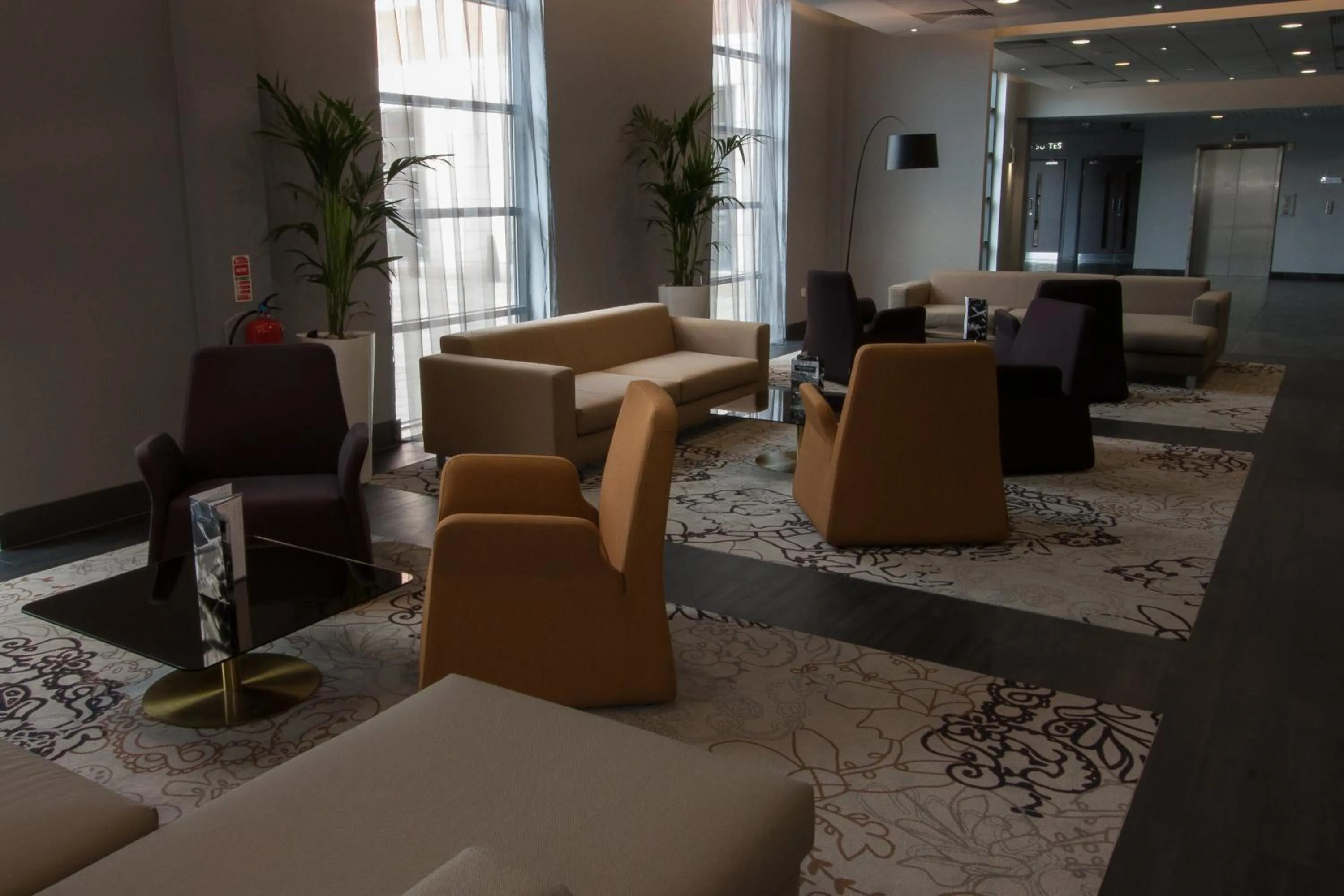 Lounge or bar in Crowne Plaza Liverpool City Centre by IHG