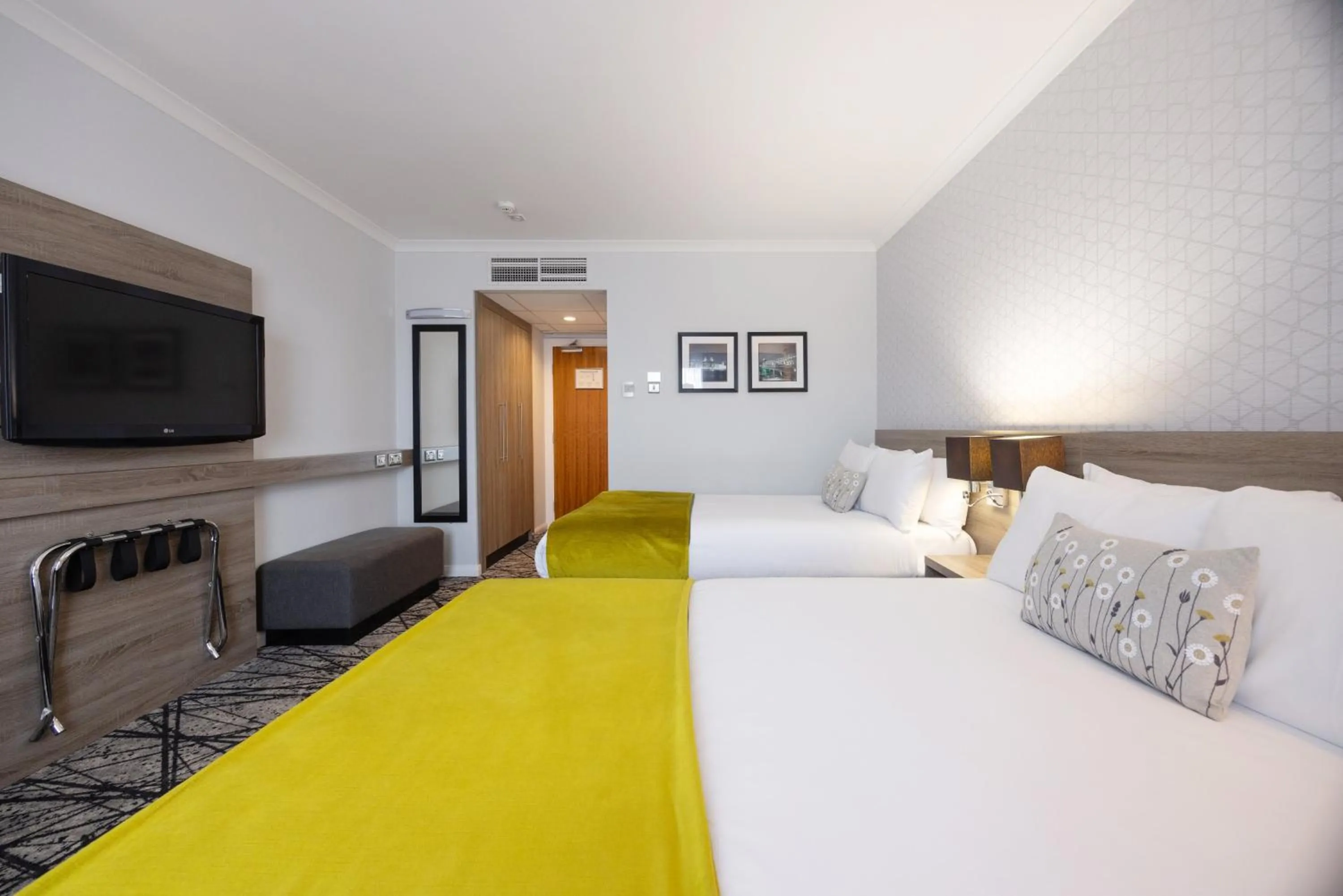 Photo of the whole room, Bed in Crowne Plaza Liverpool City Centre by IHG