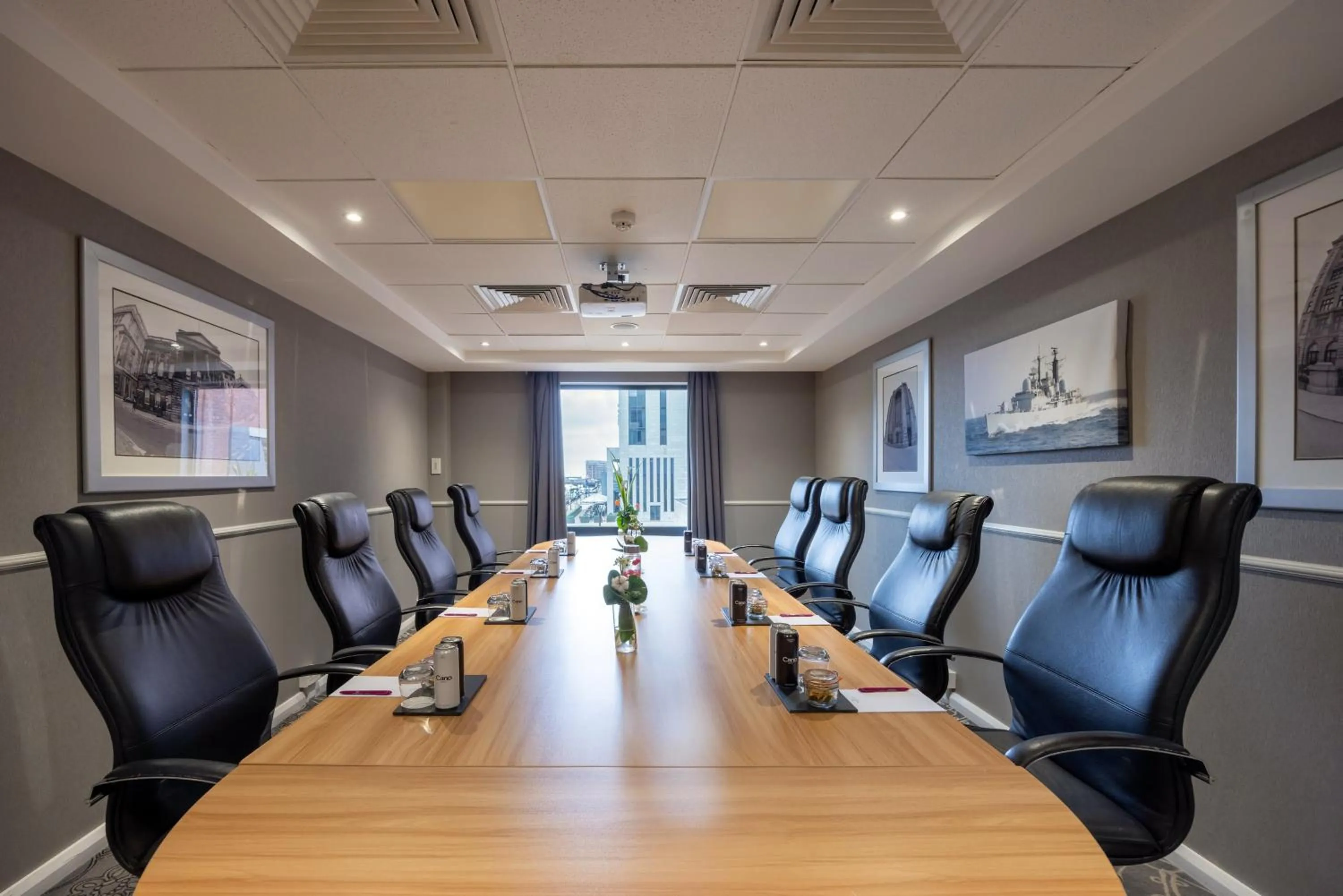 Meeting/conference room in Crowne Plaza Liverpool City Centre by IHG