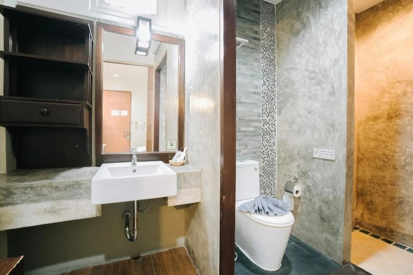 Bathroom in Le Canal Boutique House