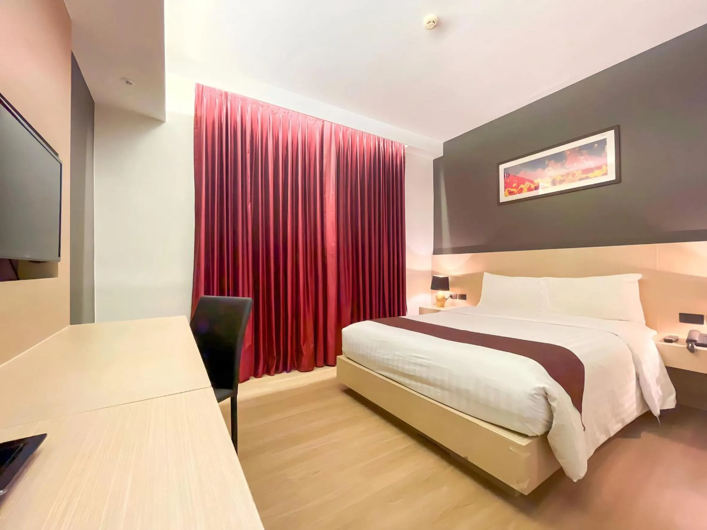 TV and multimedia, Bed in iCheck inn Nana by Aspira