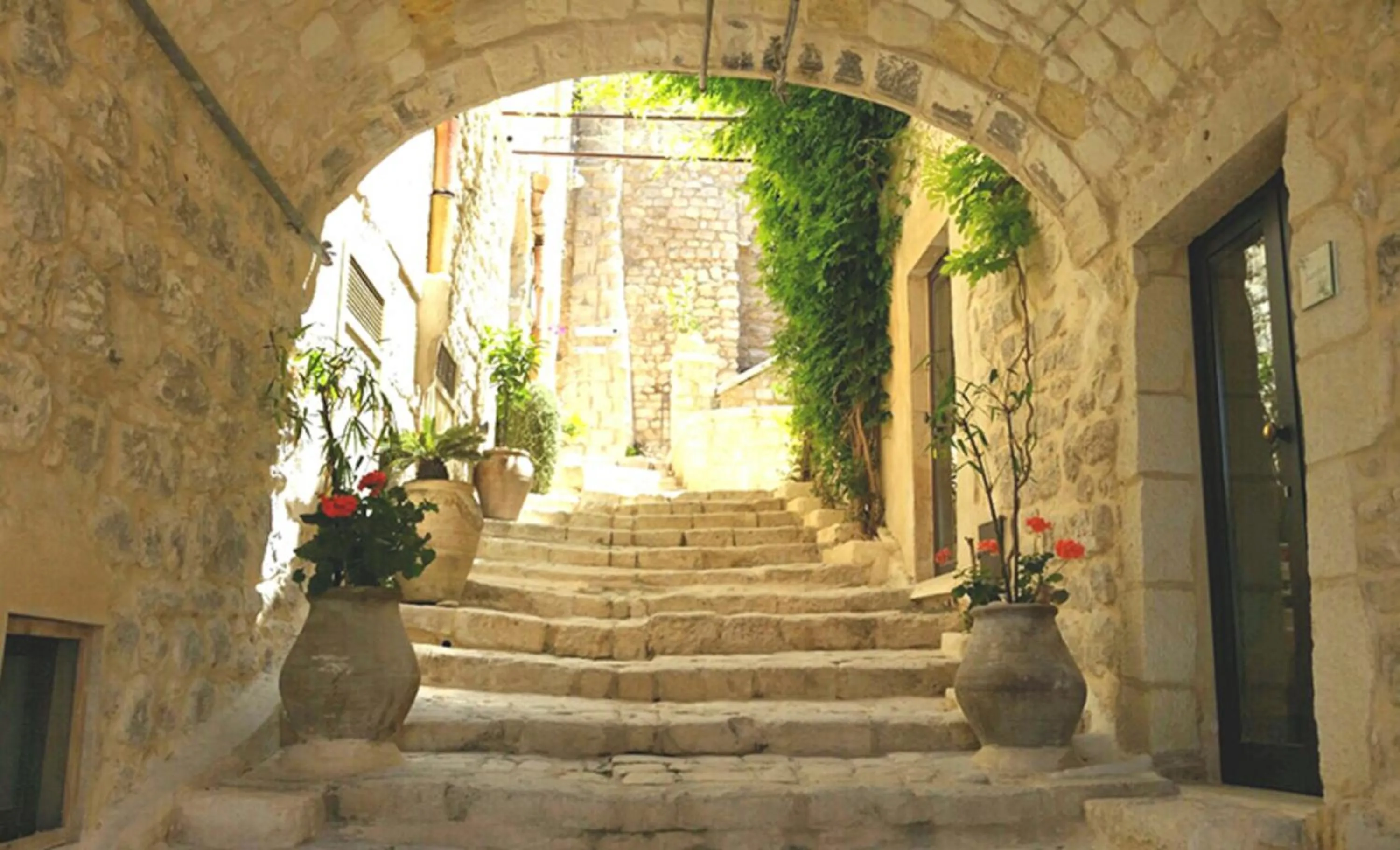 Inner courtyard view in Borgo Hedone