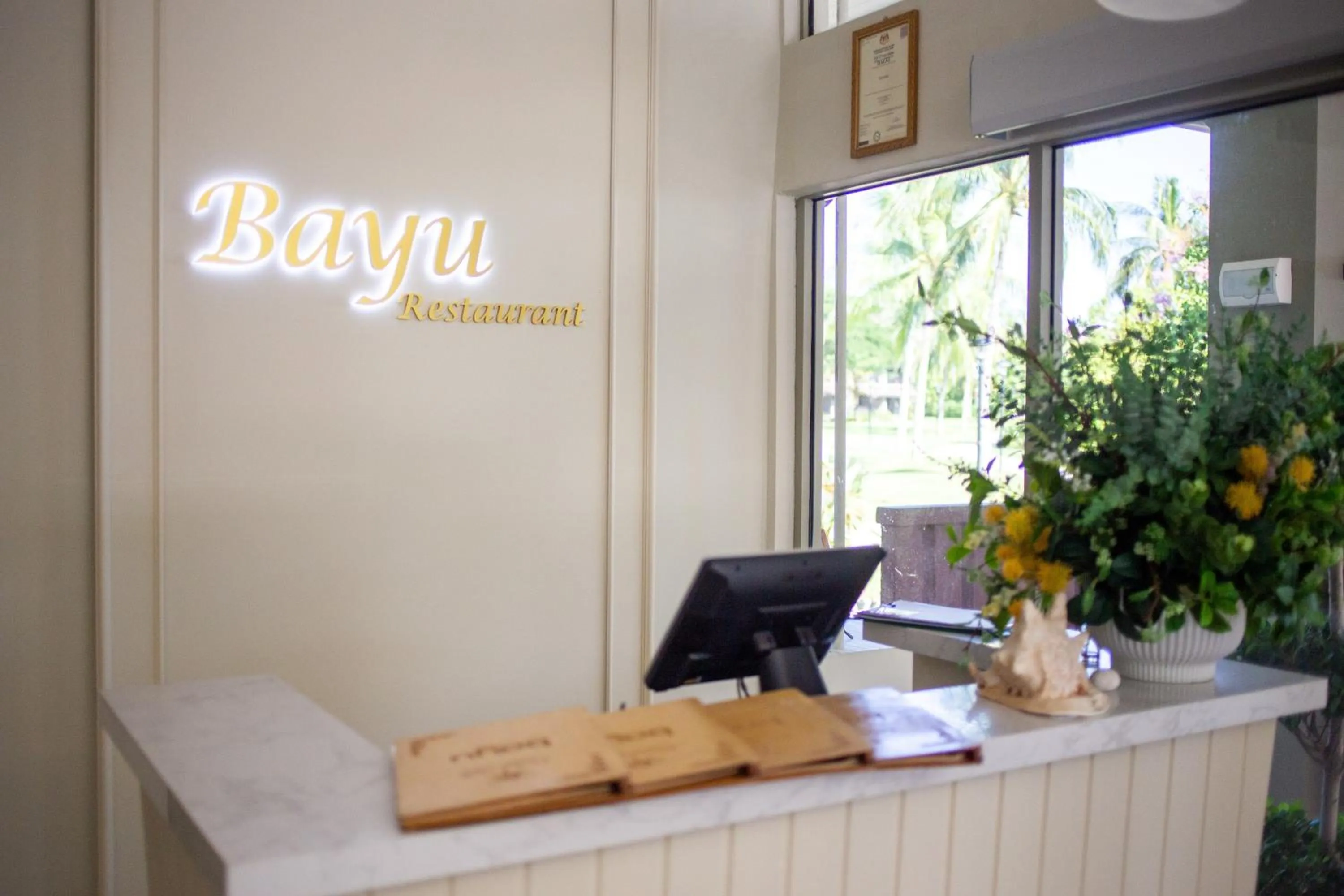 Restaurant/places to eat in Ombak Villa Langkawi