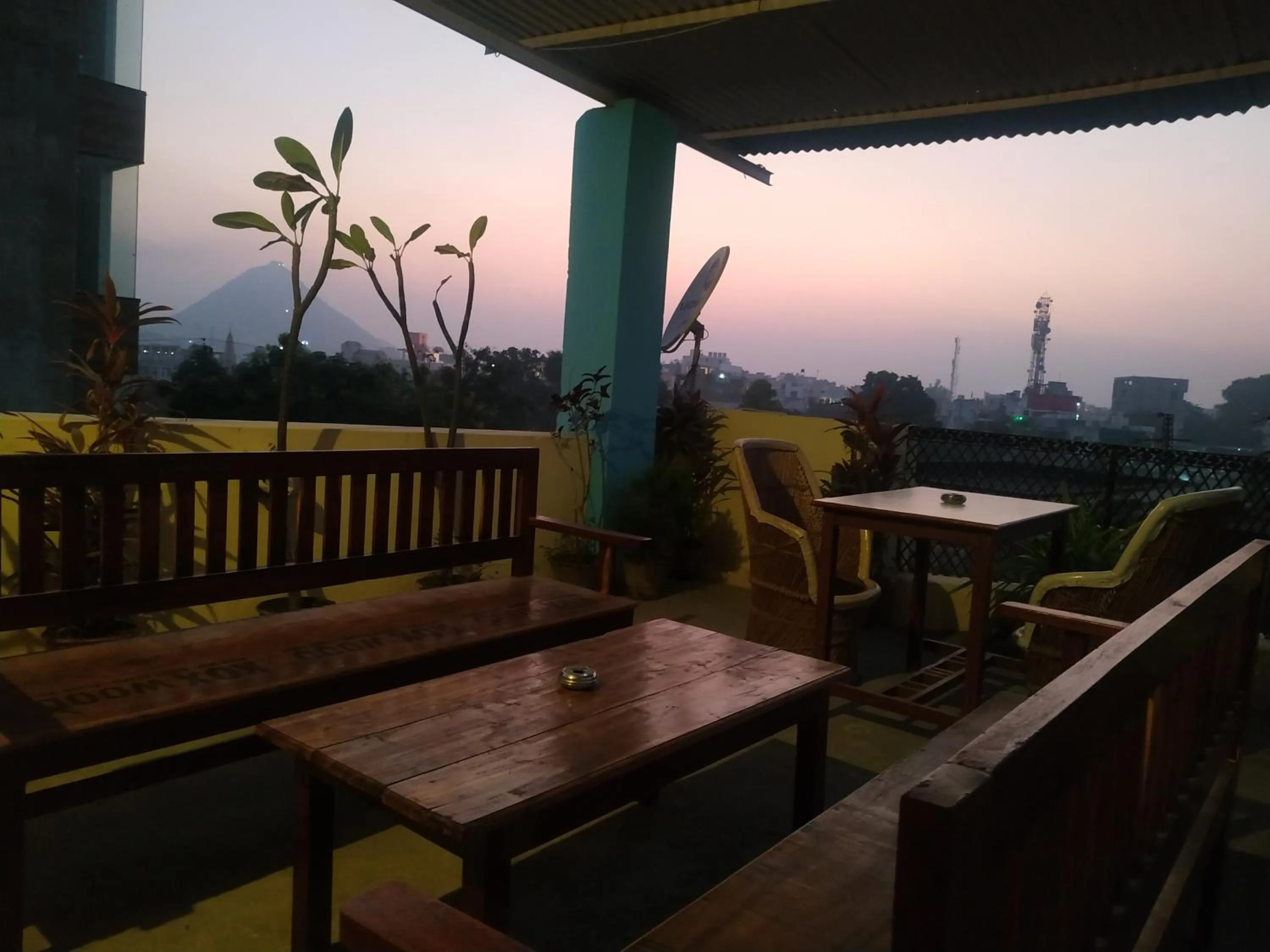 Dining area in Keshav Palace