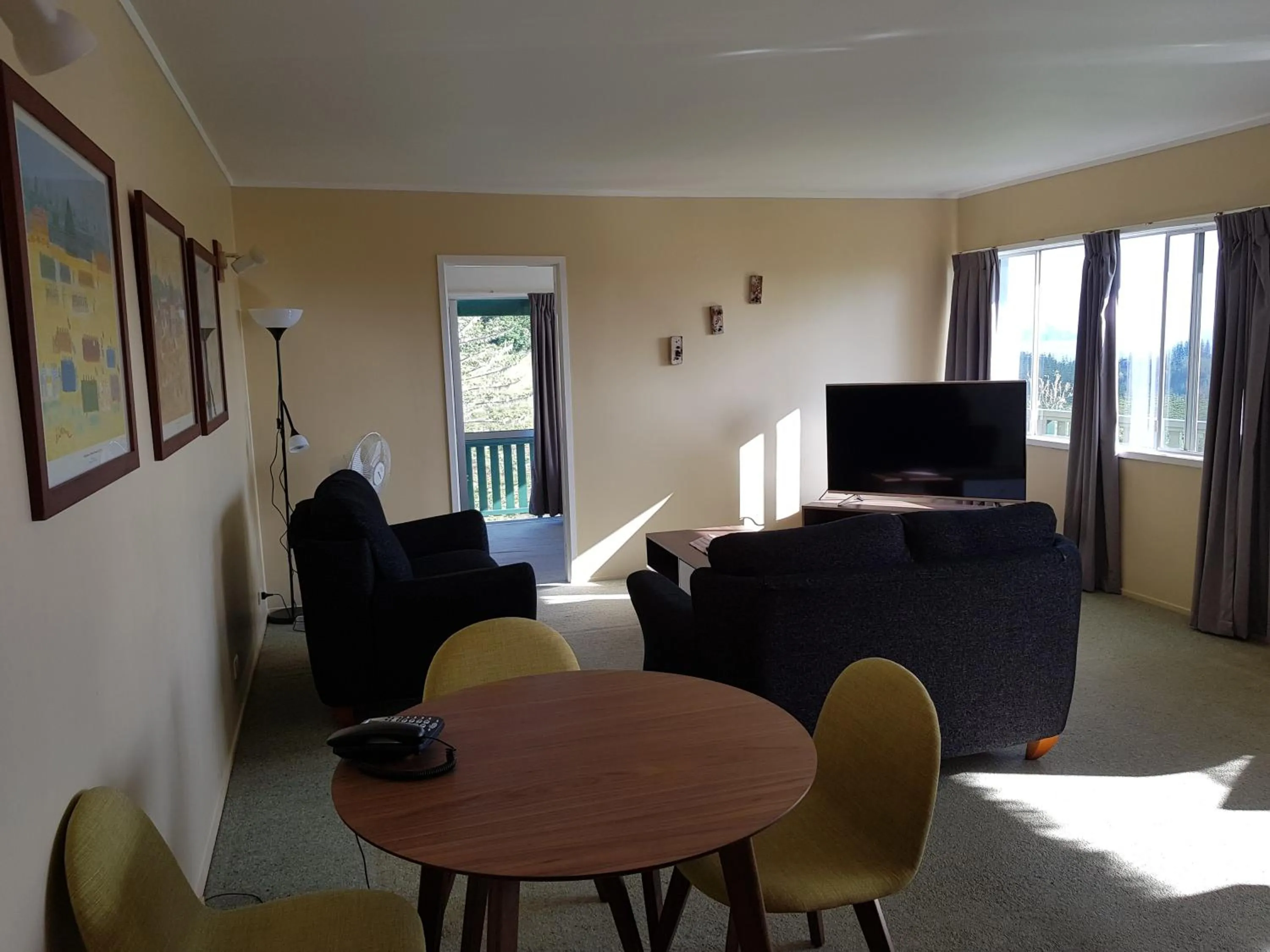 TV and multimedia in Seaview Norfolk Island