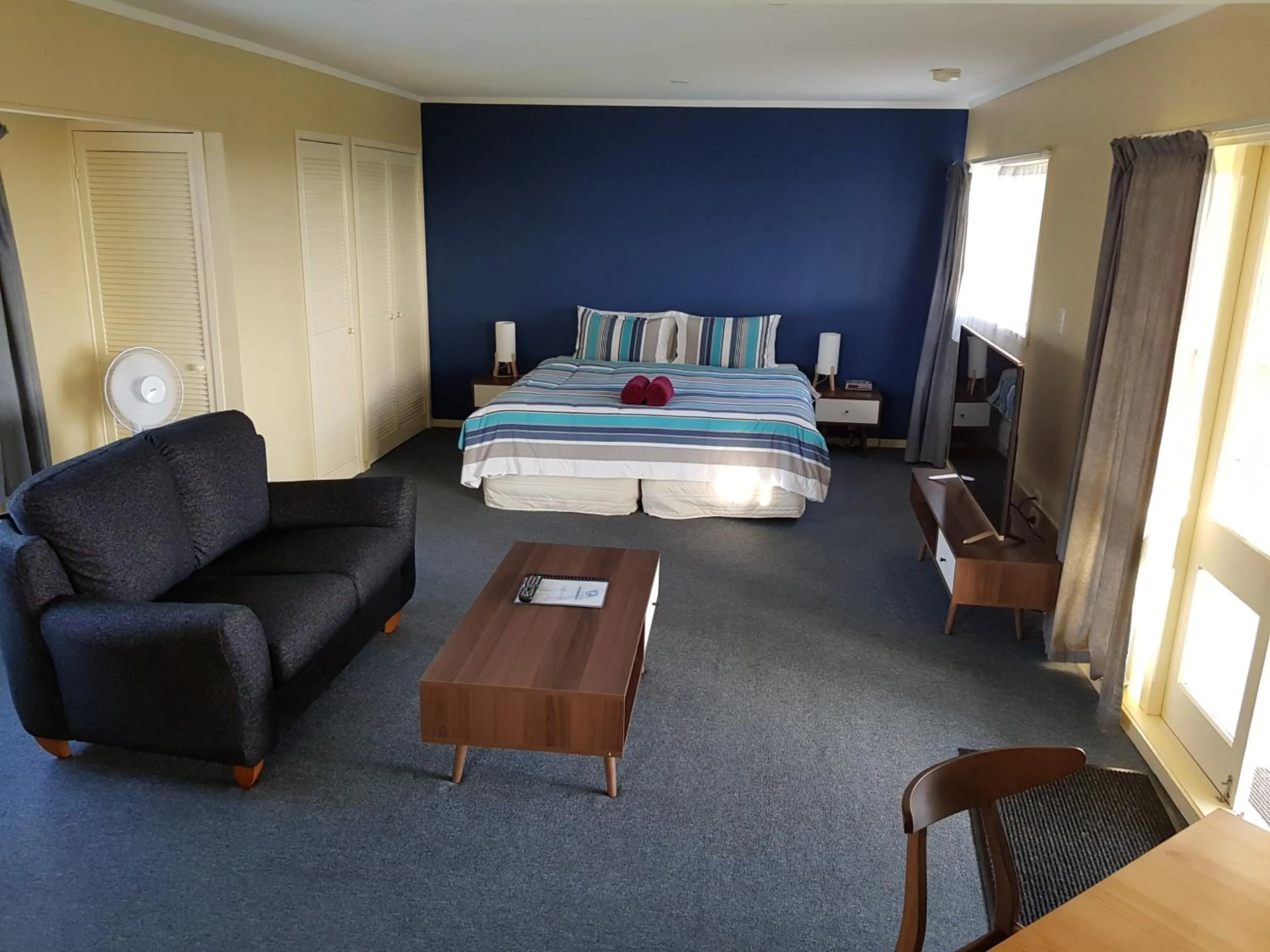 Bedroom, Bed in Seaview Norfolk Island