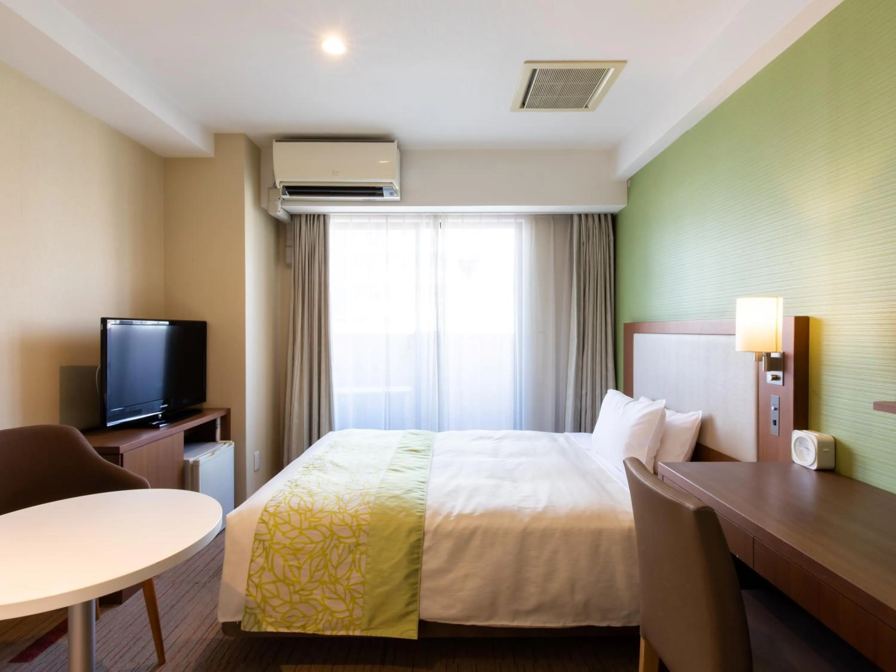 Photo of the whole room, Bed in Tokyu Stay Monzen-Nakacho Tokyo