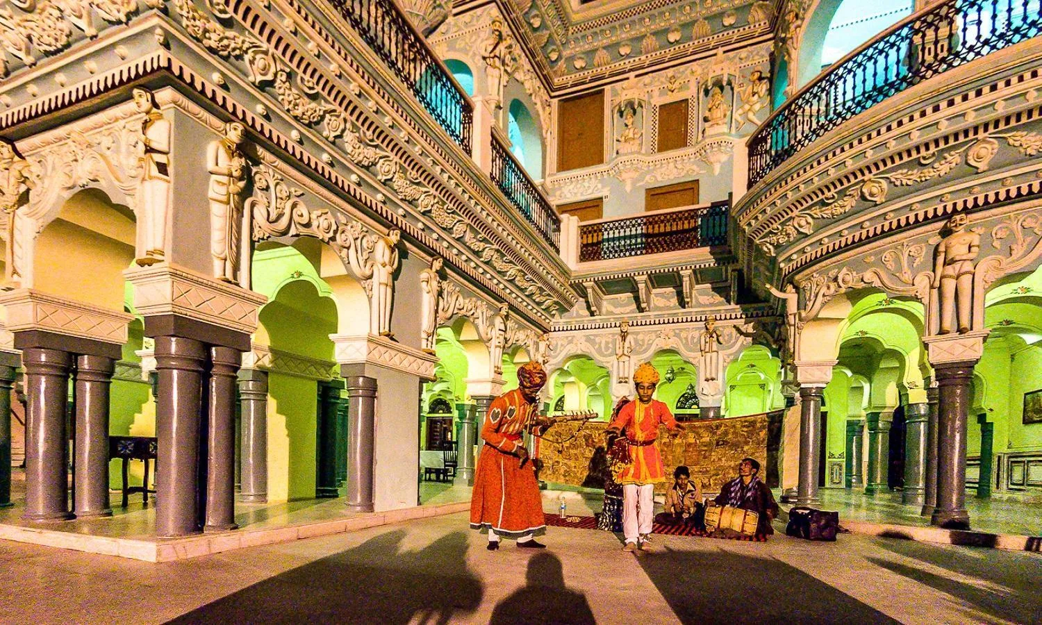 Facade/entrance in Malji Ka Kamra