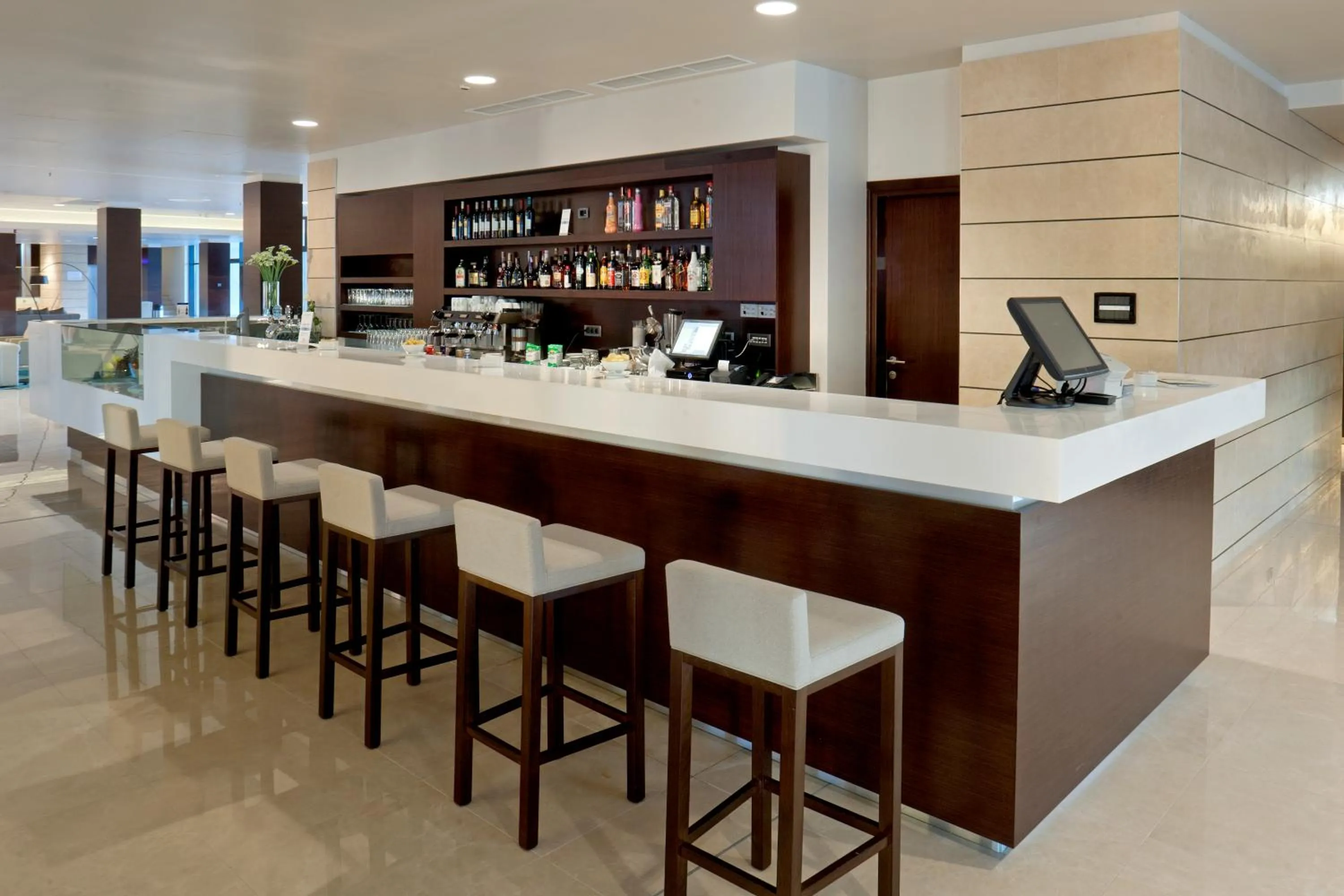Lounge or bar in Hotel Parentium Plava Laguna